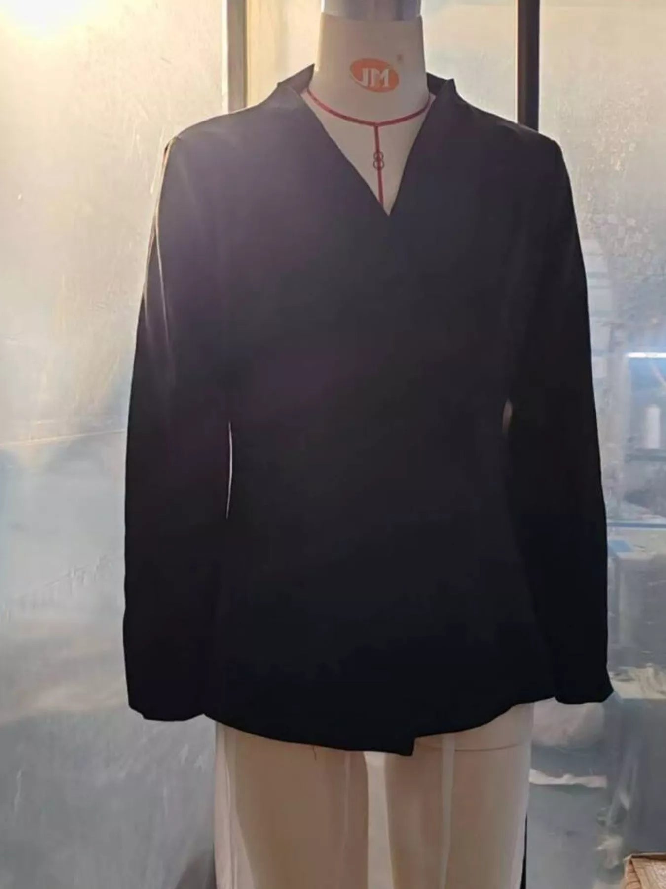 Trendsi Slim-Fit Structured Waist Blazer -