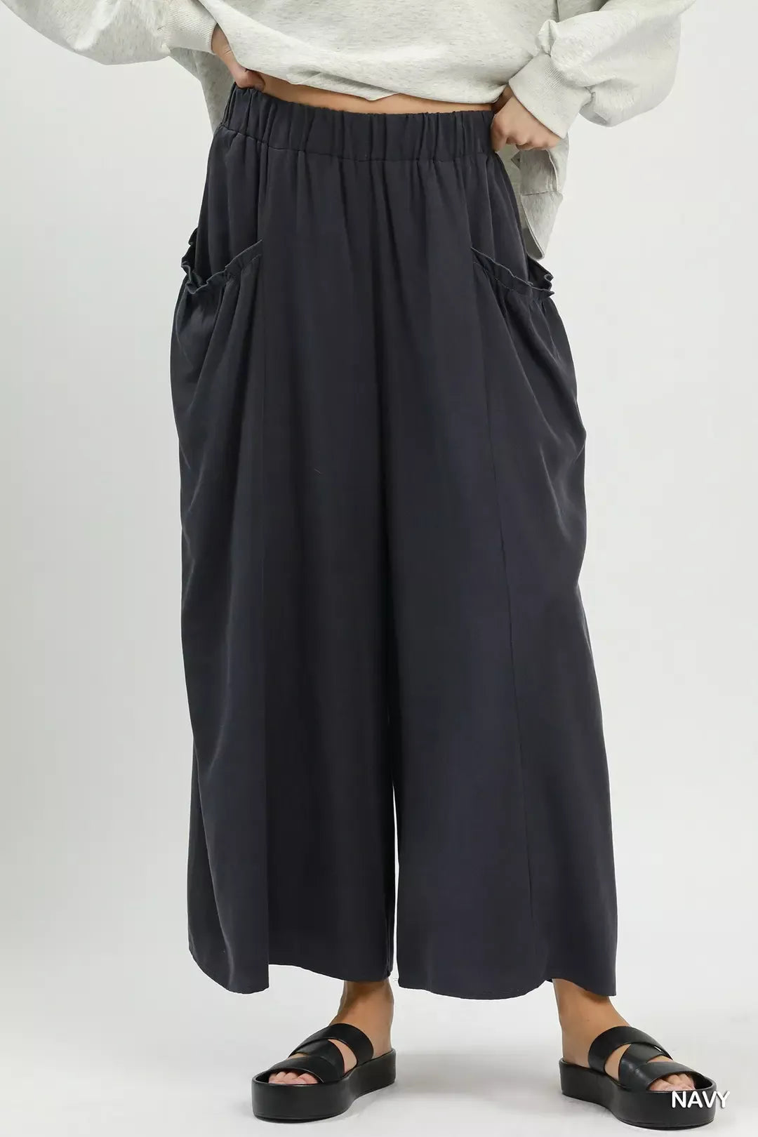Trendsi Umgee Flowy Wide Leg Pocket Pants -