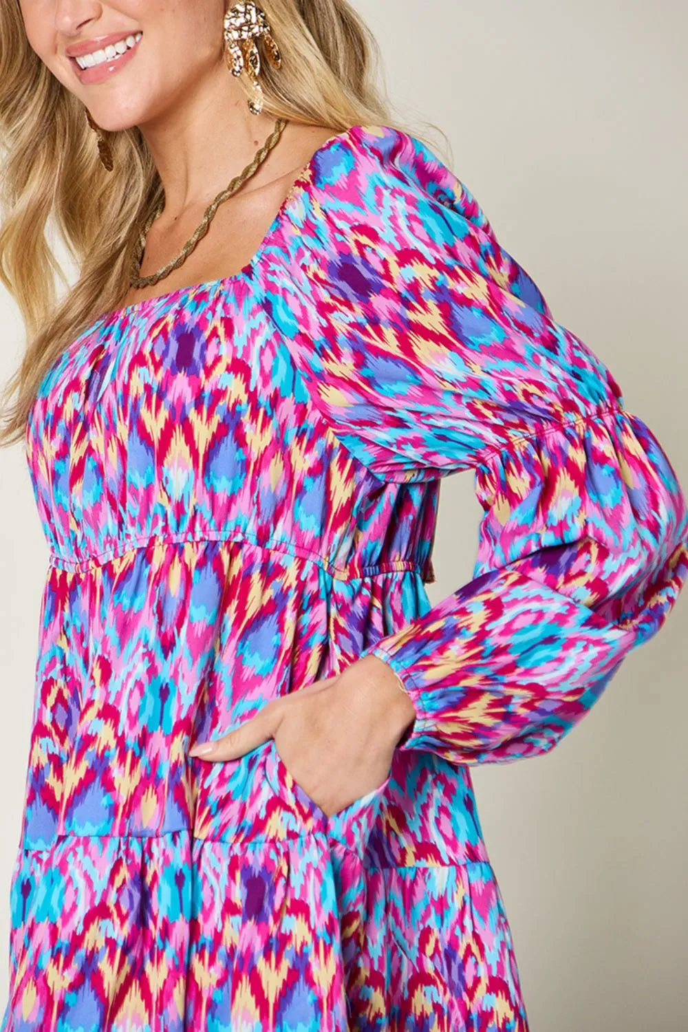 Women's apparel – product view 6