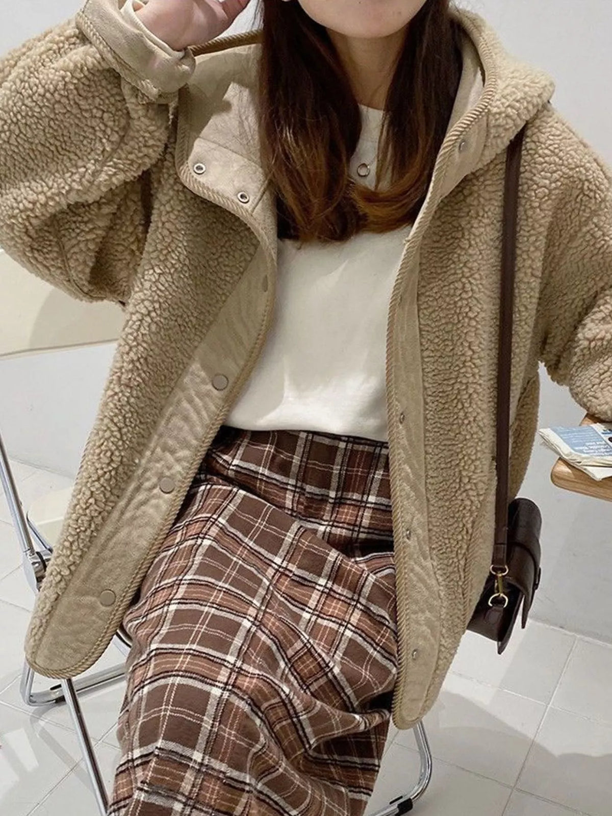 Beige sherpa fleece hooded snap-button jacket
