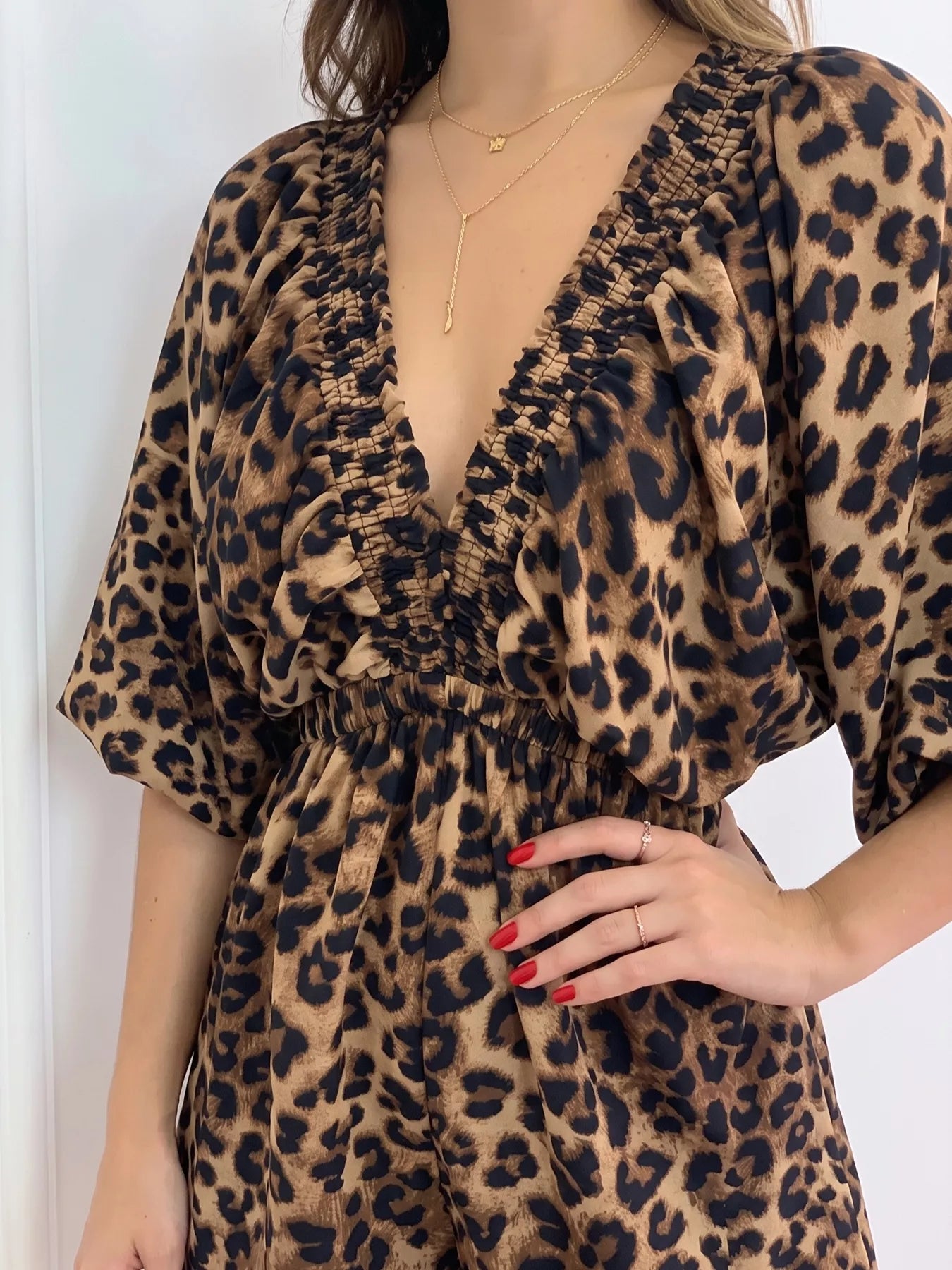 Trendsi V-Neck Leopard Print Puff Sleeve Romper -