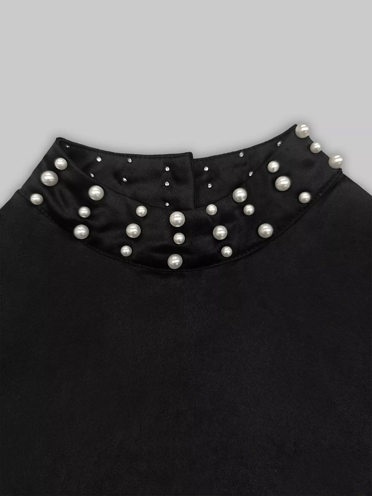 Pearl-trim mini dress, black pearl collar detail