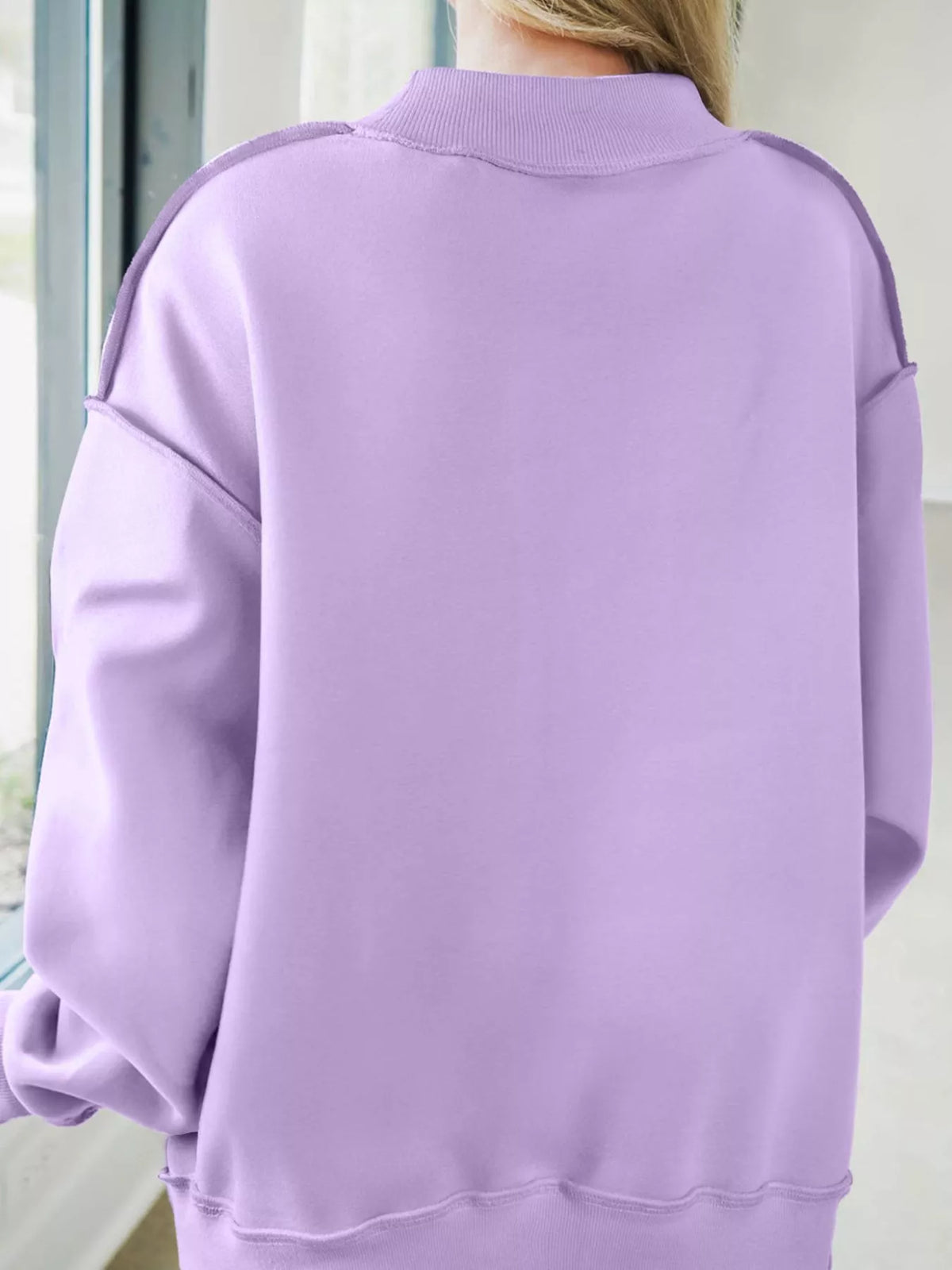 JESUS letter-patch sweatshirt, lilac back