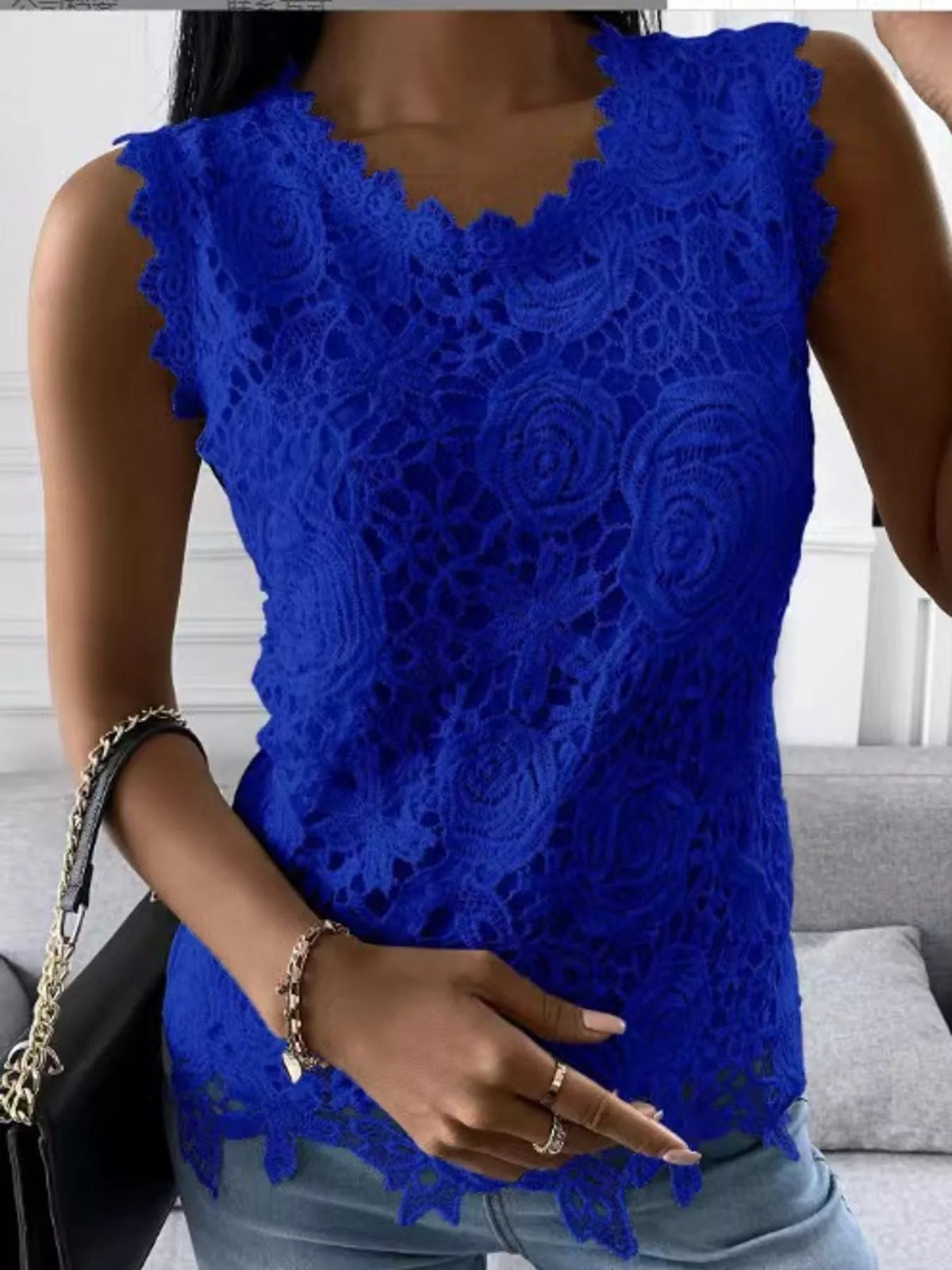 Floral Lace Sleeveless Top in blue