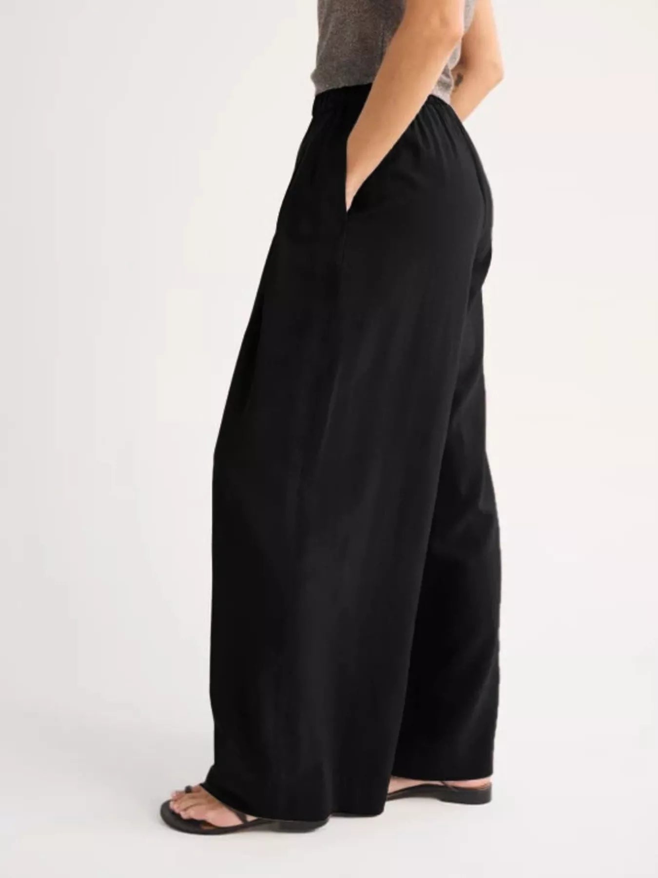 Trendsi Elastic Waist Relaxed Fit Pants -