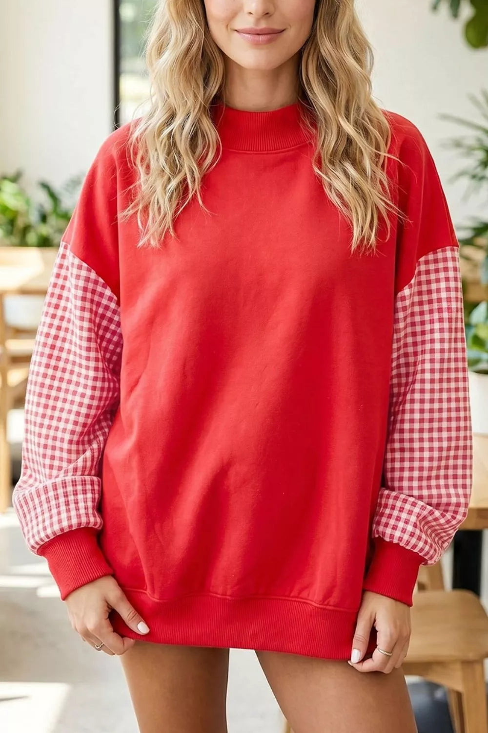 Trendsi Gingham Contrast Sleeve Crew Neck Sweatshirt -