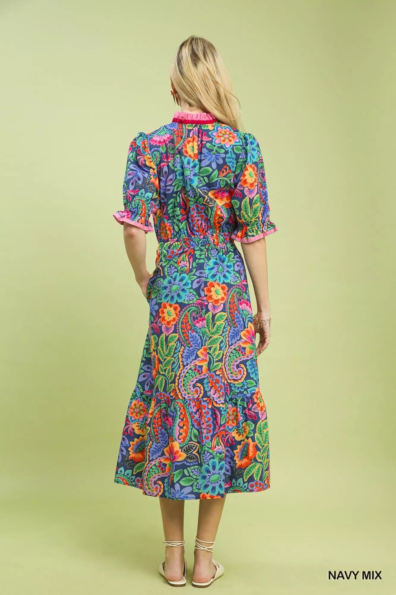 Women's apparel – product view 3