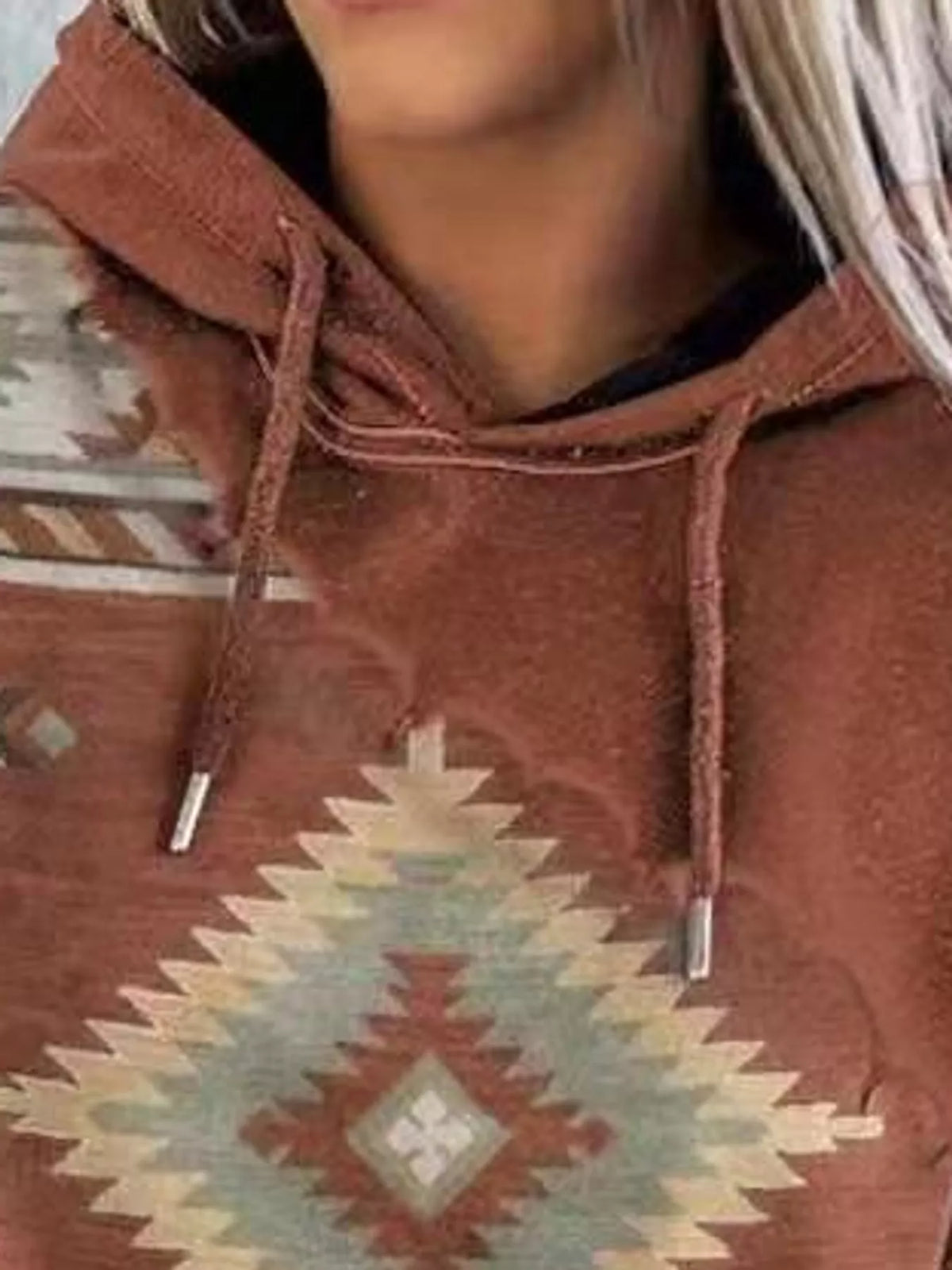 Aztec-print hoodie, brown neckline detail