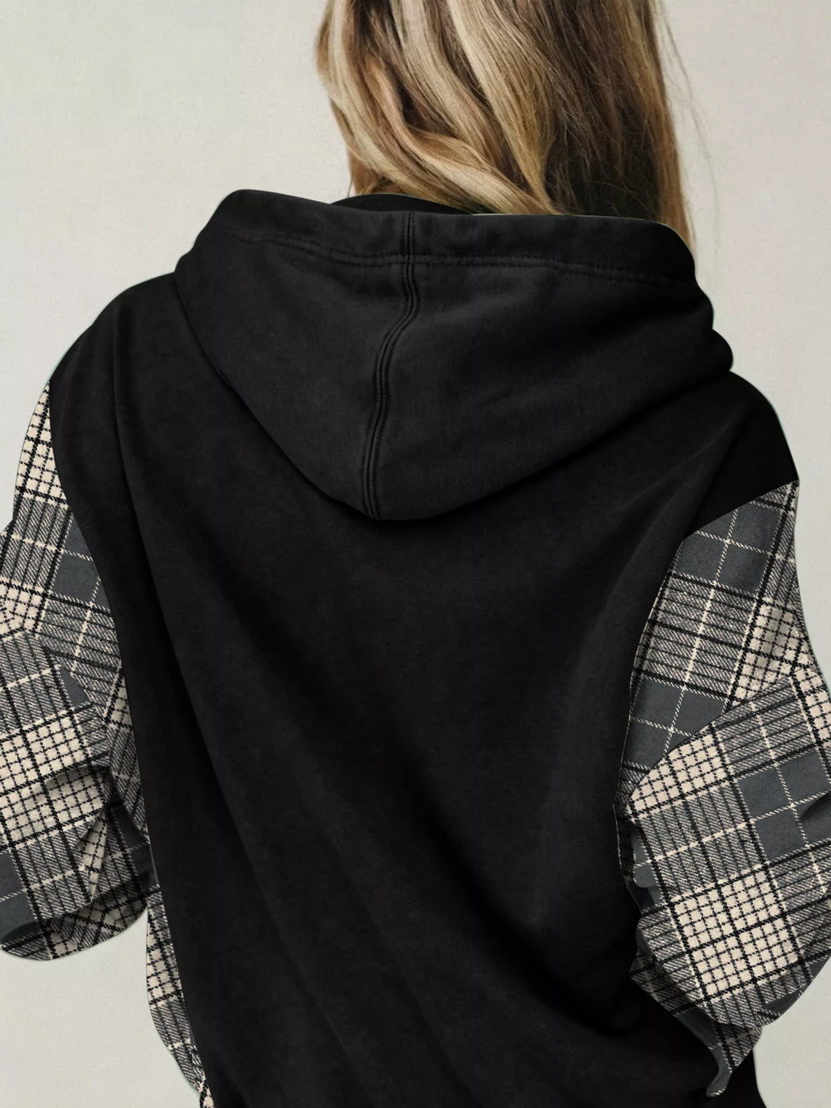 Plaid-sleeve hoodie, black back hood