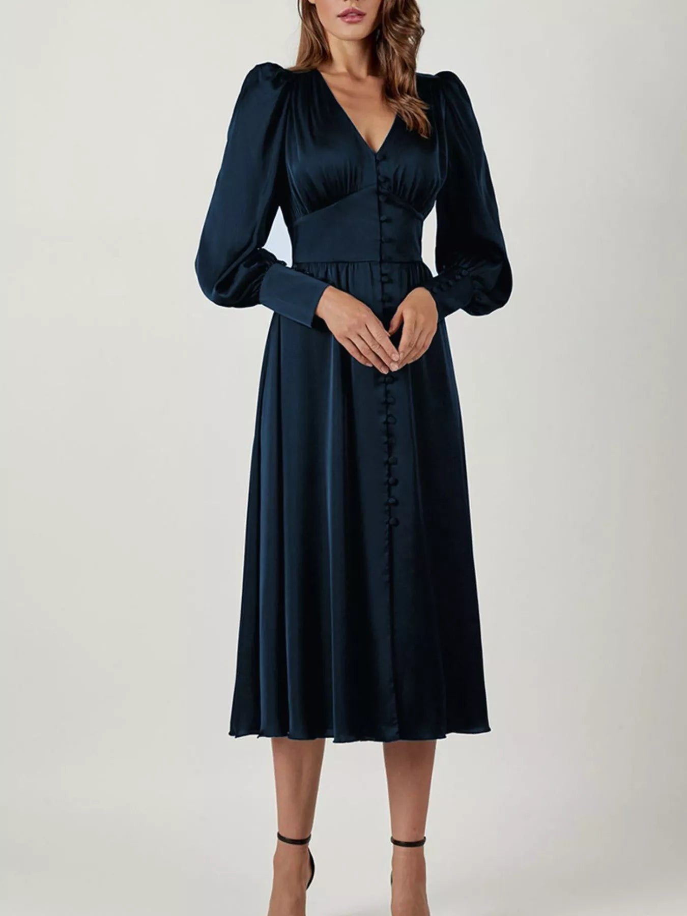 Trendsi Elegant V-Neck Puff Sleeve Button-Down Midi Dress -