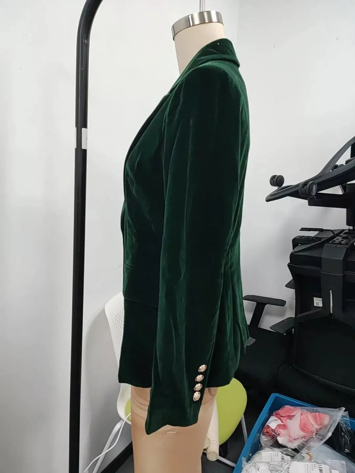 Dark Green velvet single-button blazer