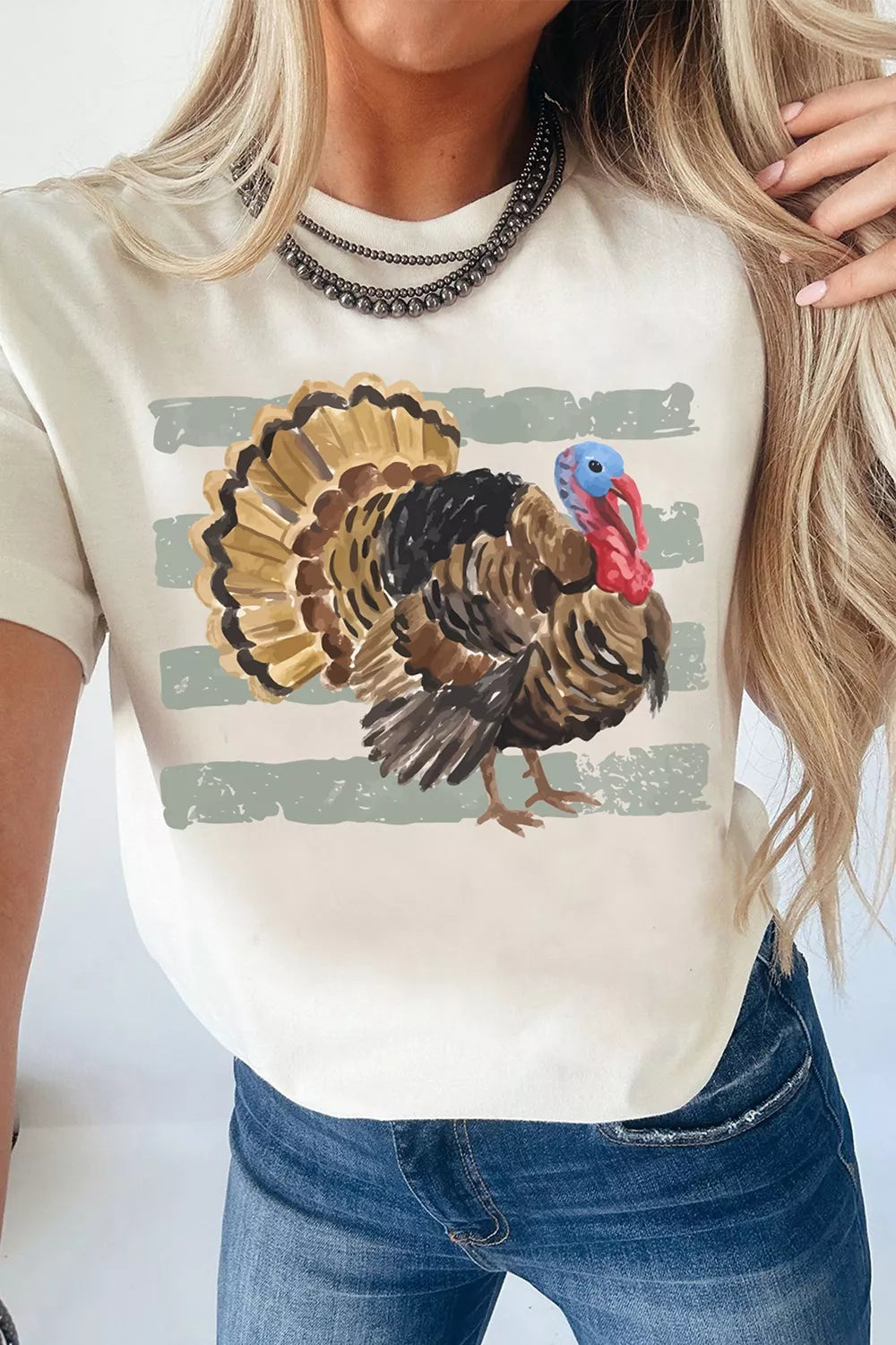 White turkey graphic short sleeve T-shirt, graphic detail