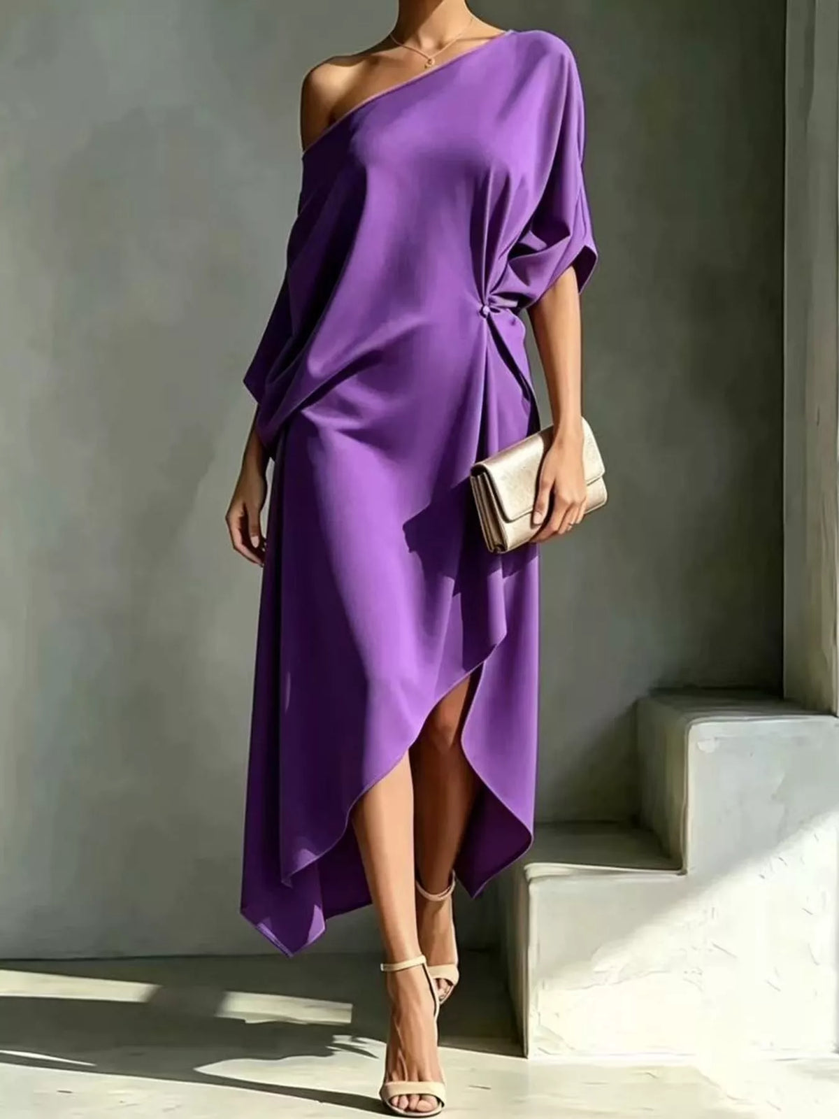 One-shoulder dress, purple front
