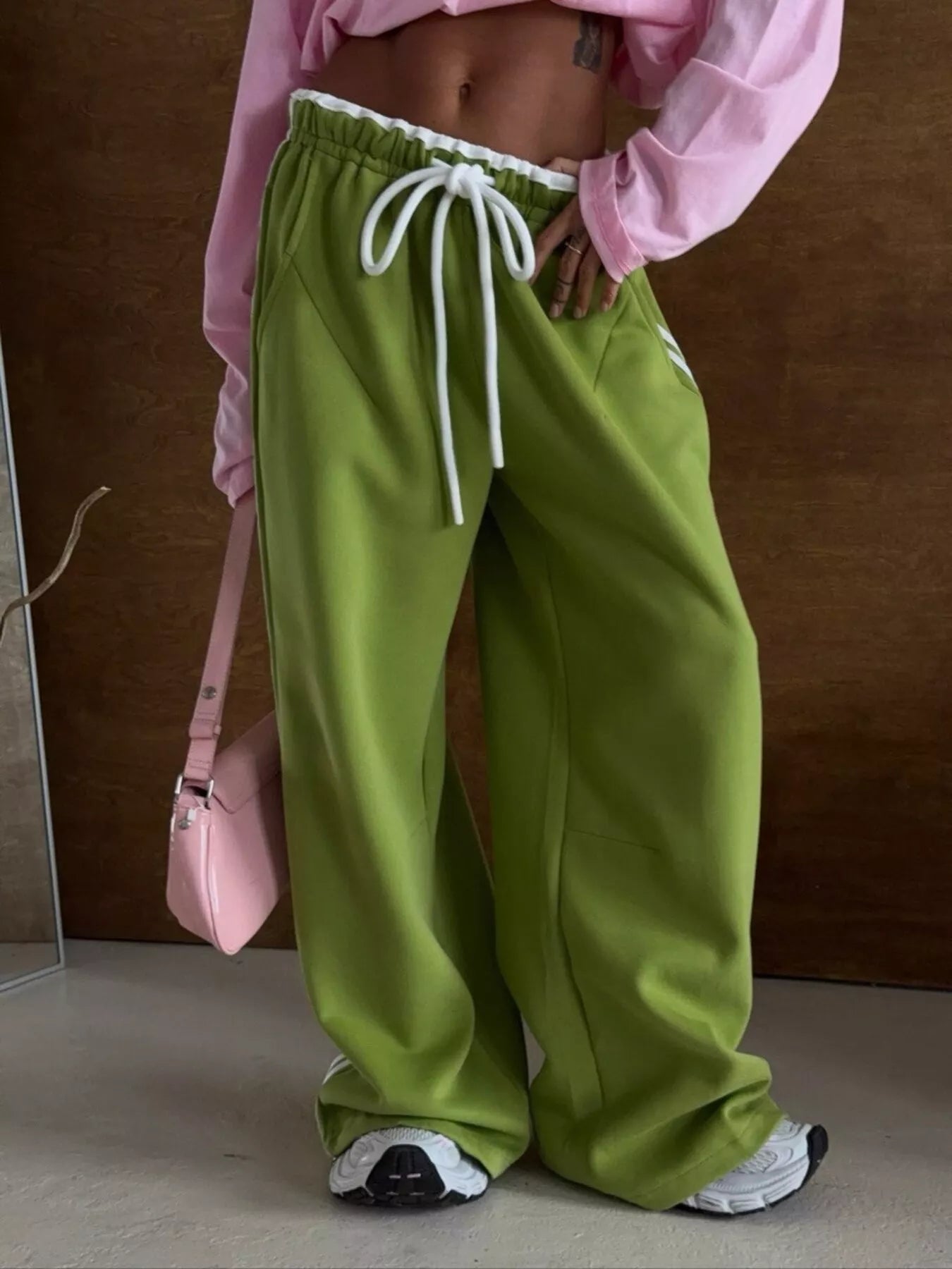 Trendsi Side Stripes High-Waisted Wide-Leg Sweatpants -