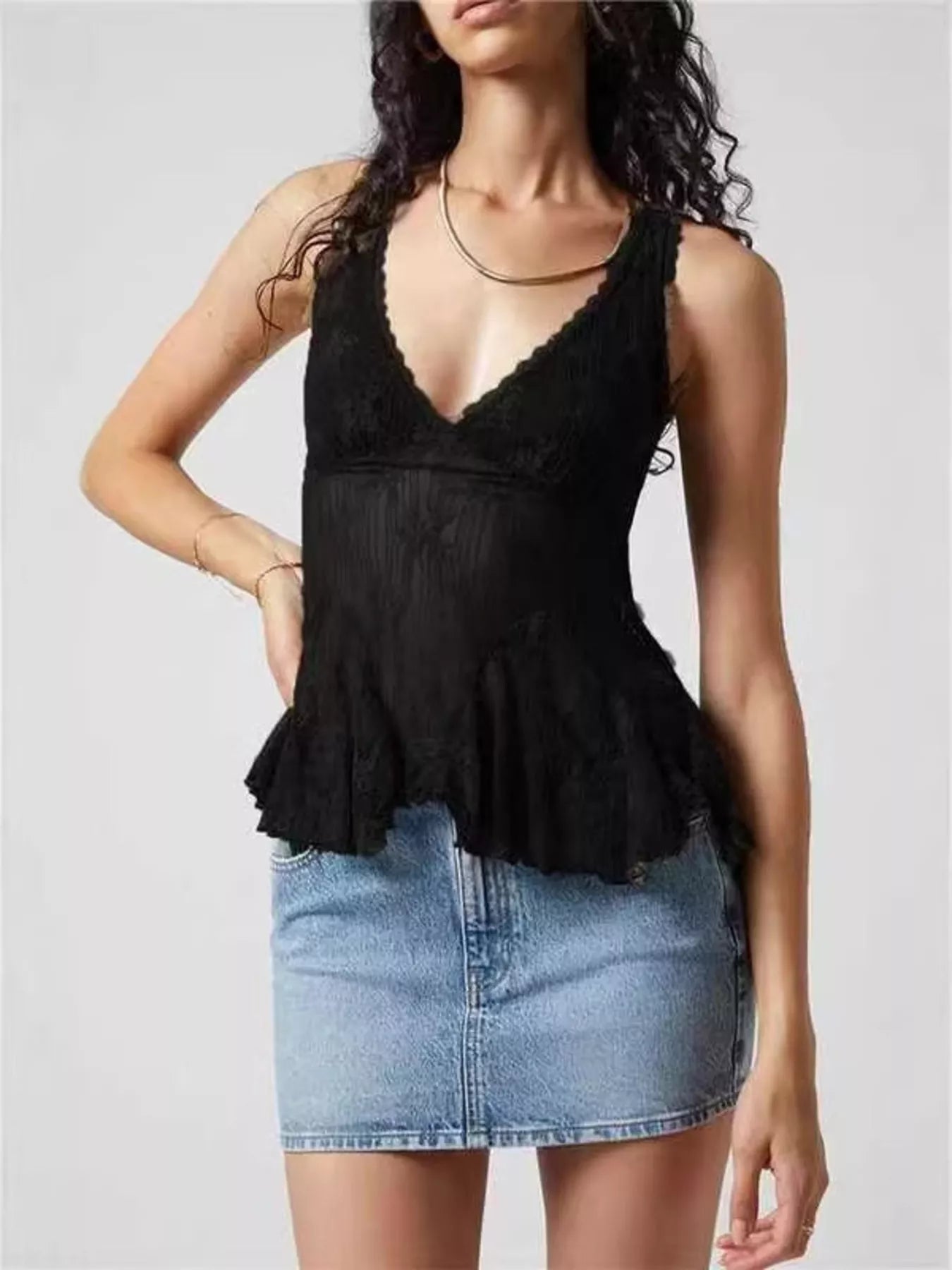 Trendsi Lace V-Neck Tank -
