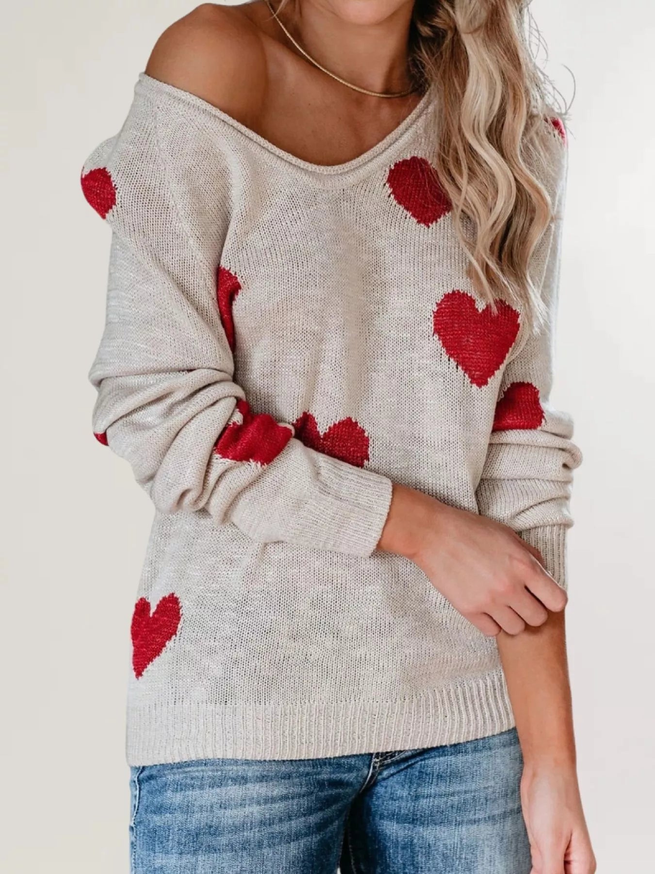 Trendsi Heart Pattern V-Neck Sweater -