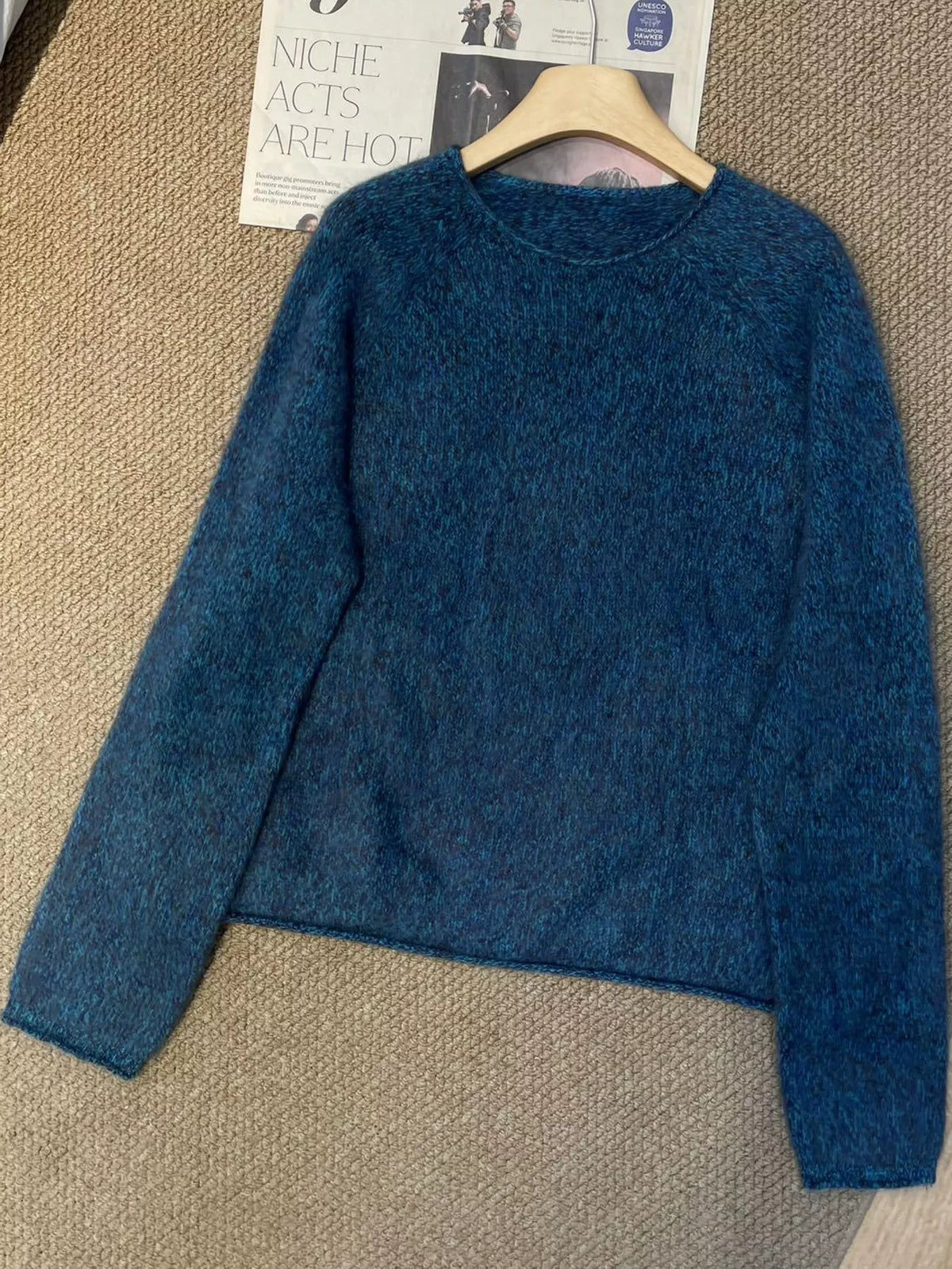 Round neck long sleeve sweater, product view