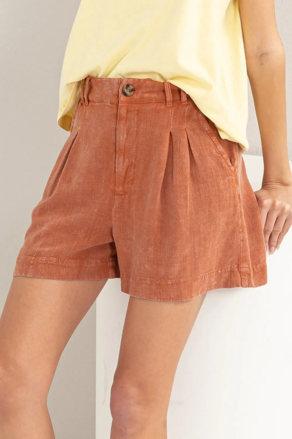 Women's shorts – product view 1