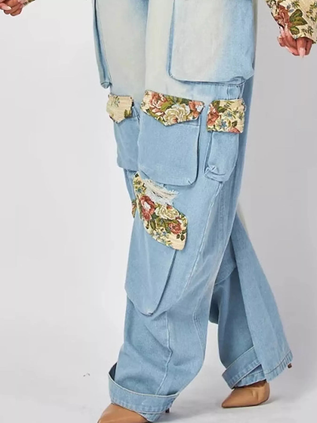 Floral jacket and cargo jeans set, jeans floral cargo pocket detail