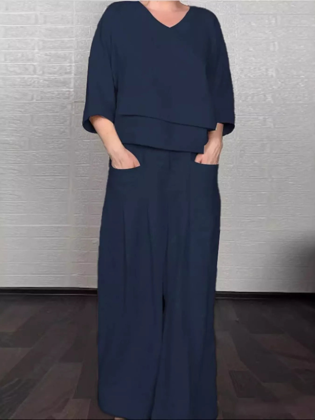 Women's clothing set – product view 11