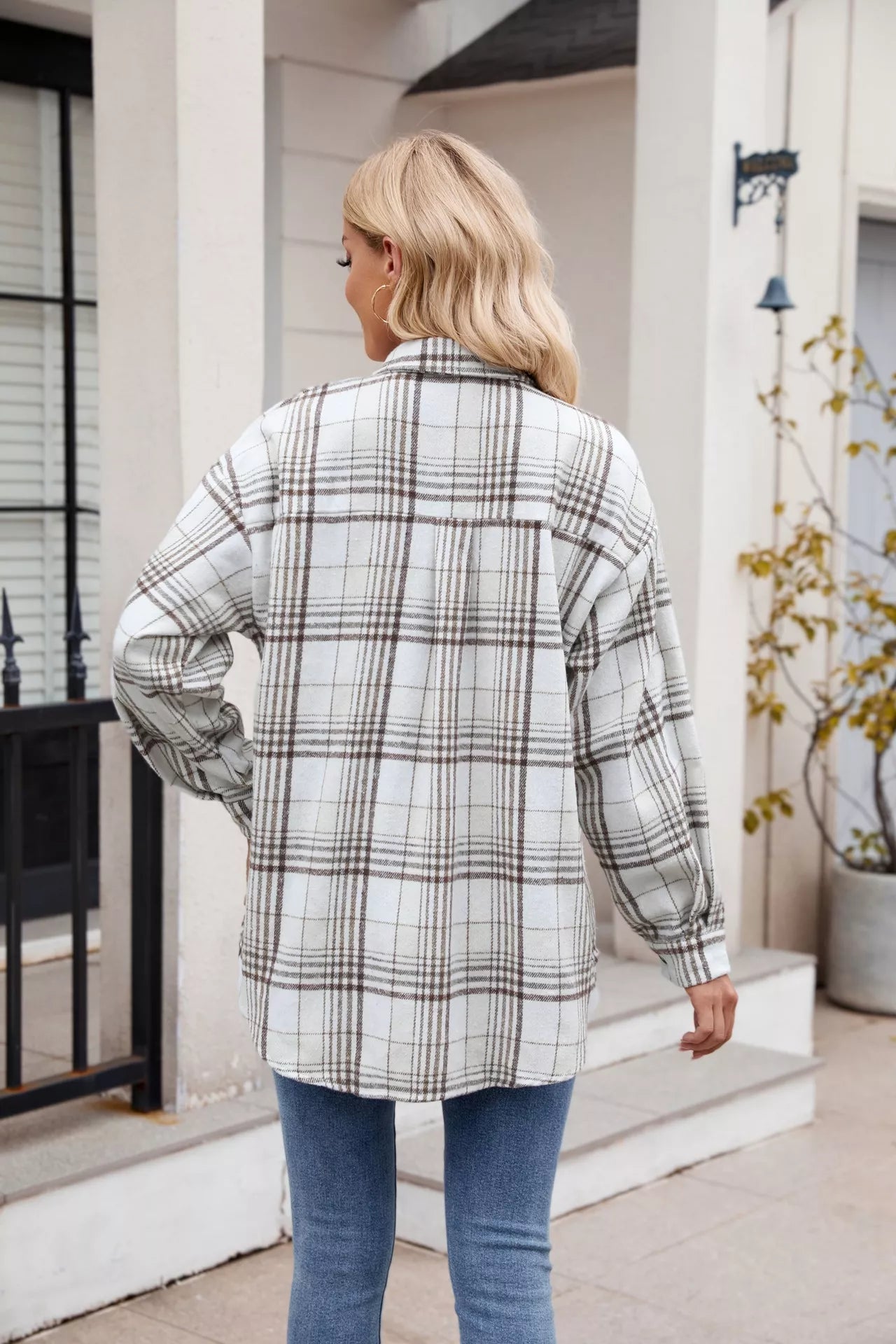 Women's apparel – product view 10