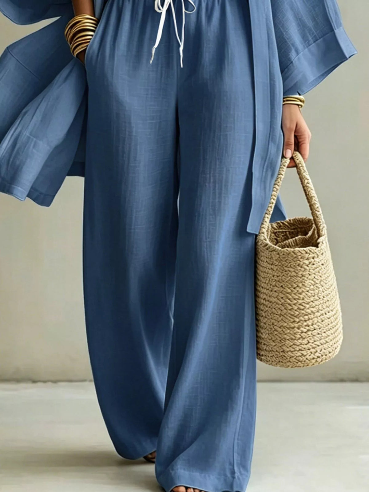 V-Neck Top, Cardigan and Pants Three-Piece Set in blue, construction detail