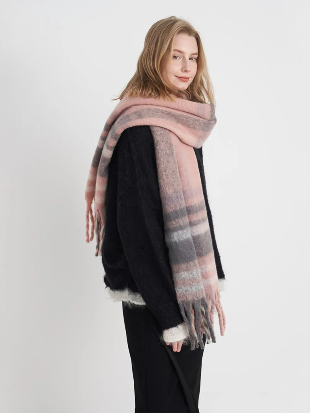 Women's apparel – product view 5