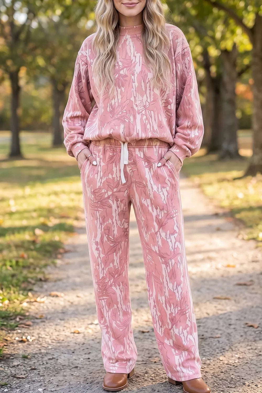 Women's clothing set – product view 2