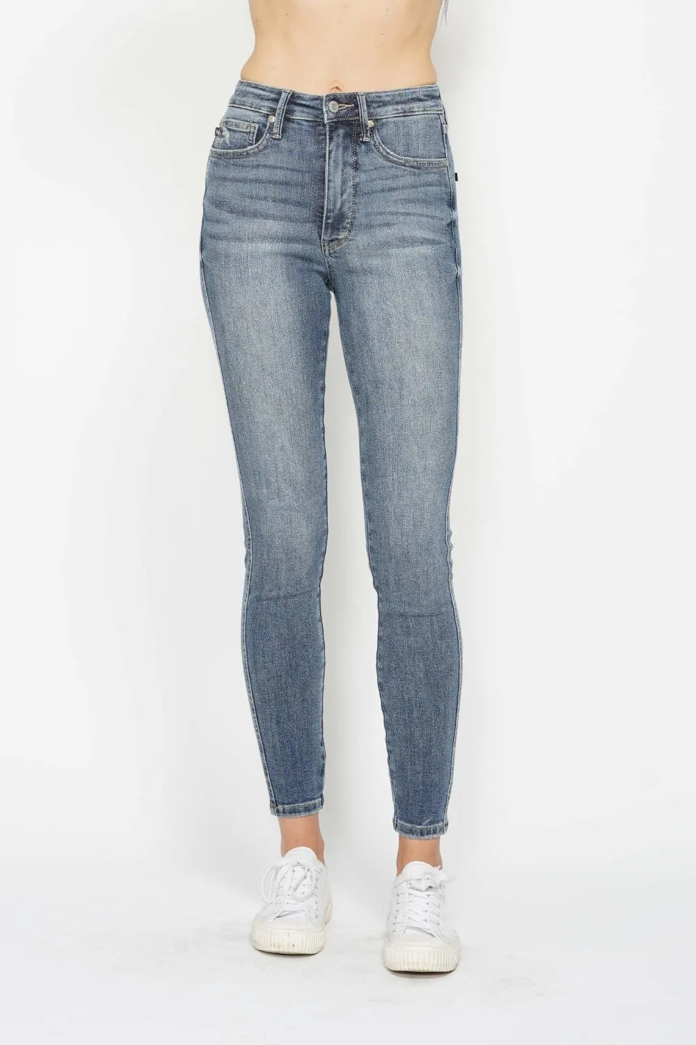 Trendsi Judy Blue Full Size Tummy Control Contrast Wash Skinny Jeans -