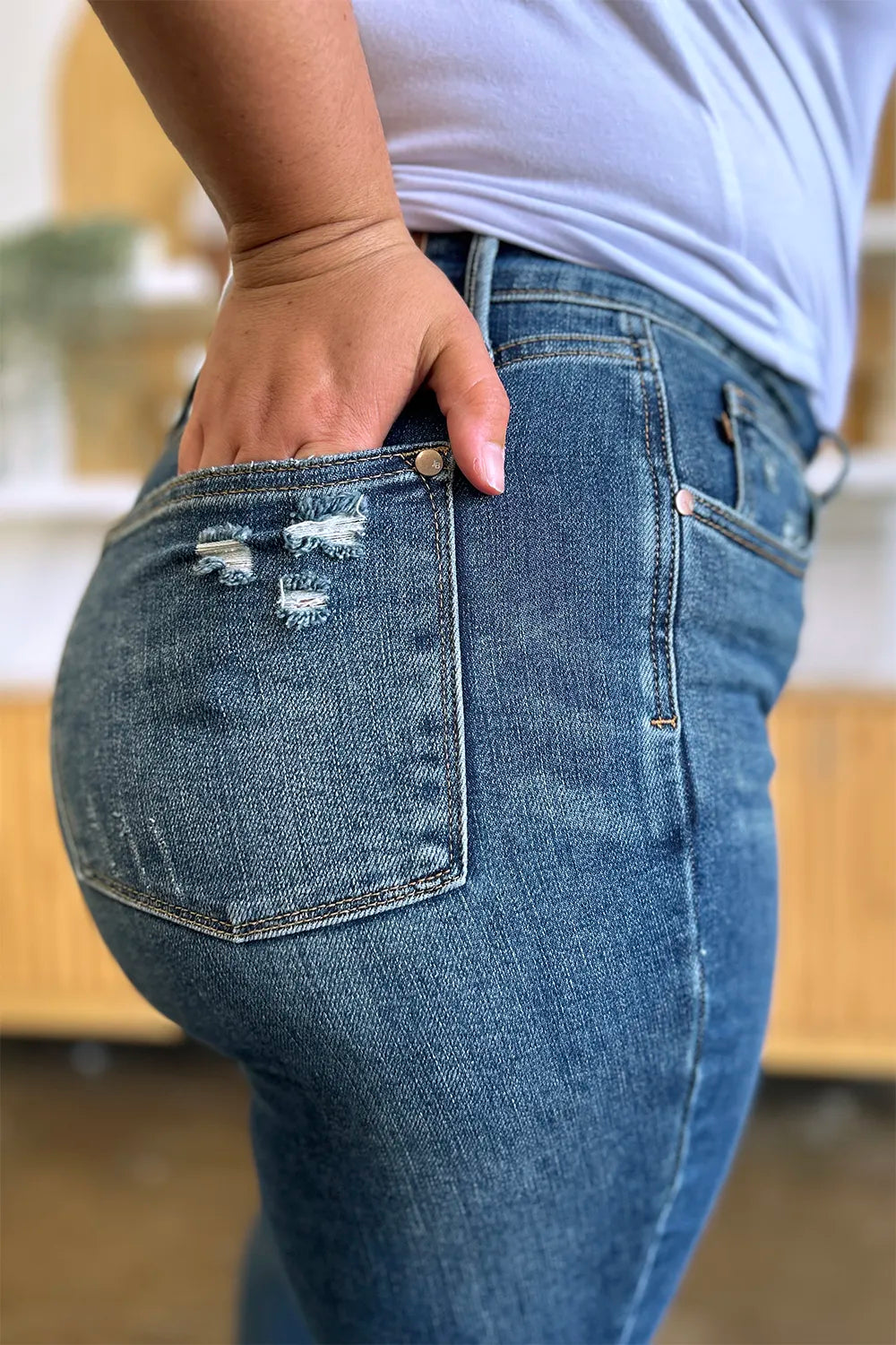 Women's jeans – product view 4