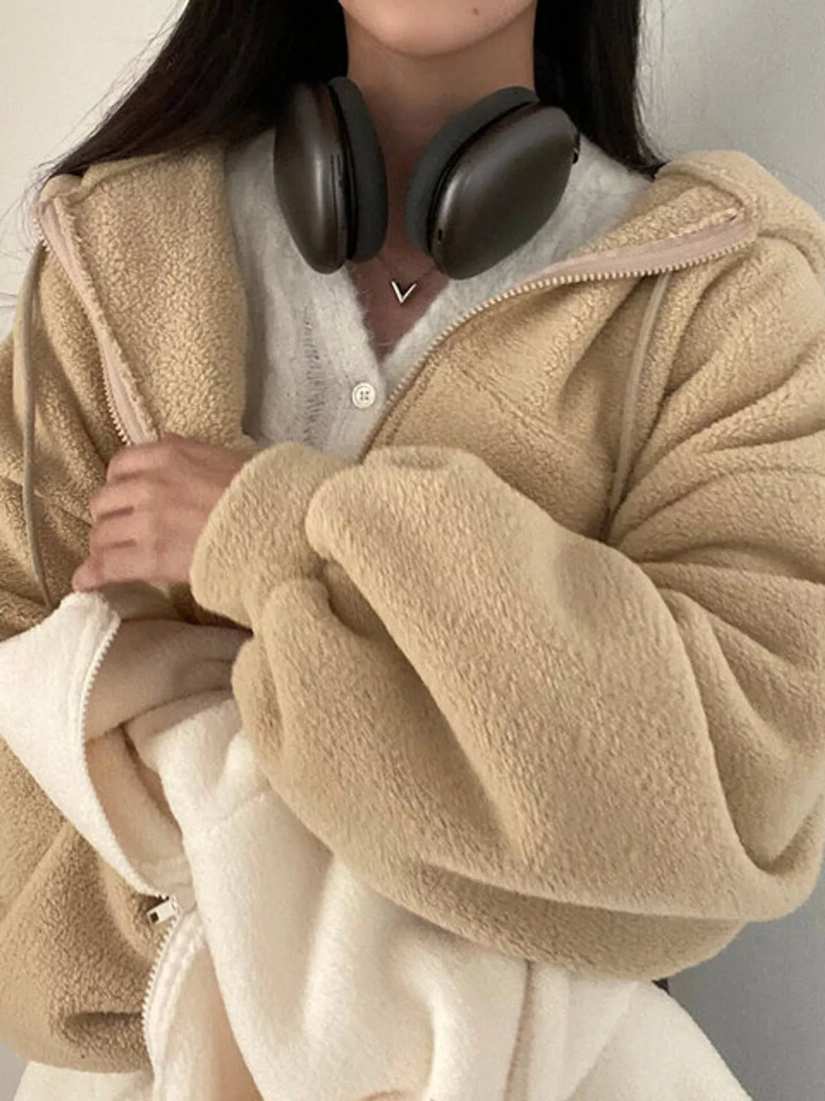 Cropped sherpa hoodie, tan front