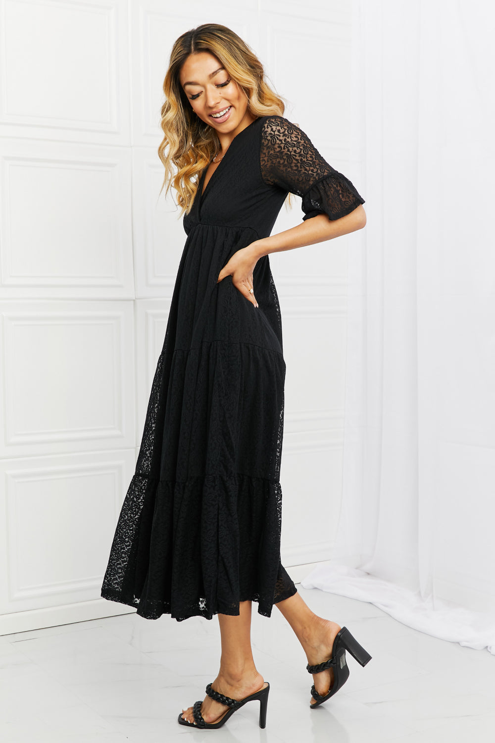Women's apparel – product view 4