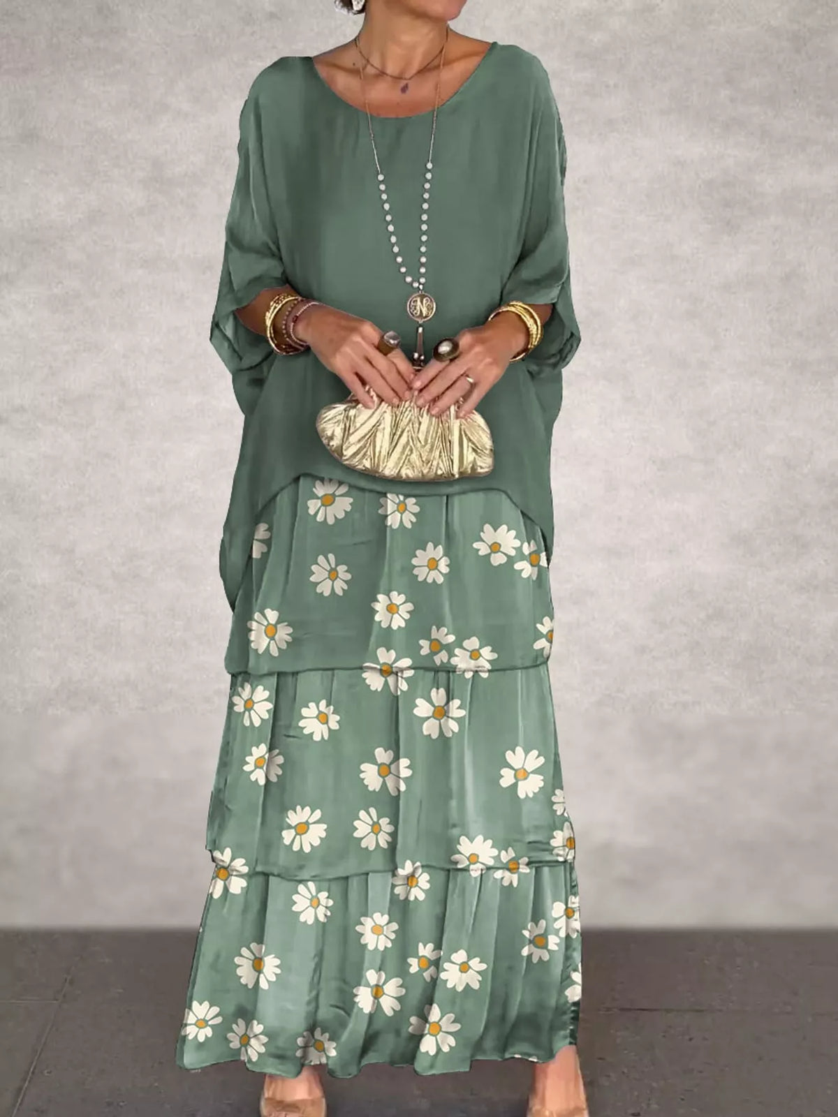 Layered maxi dress, green daisy front