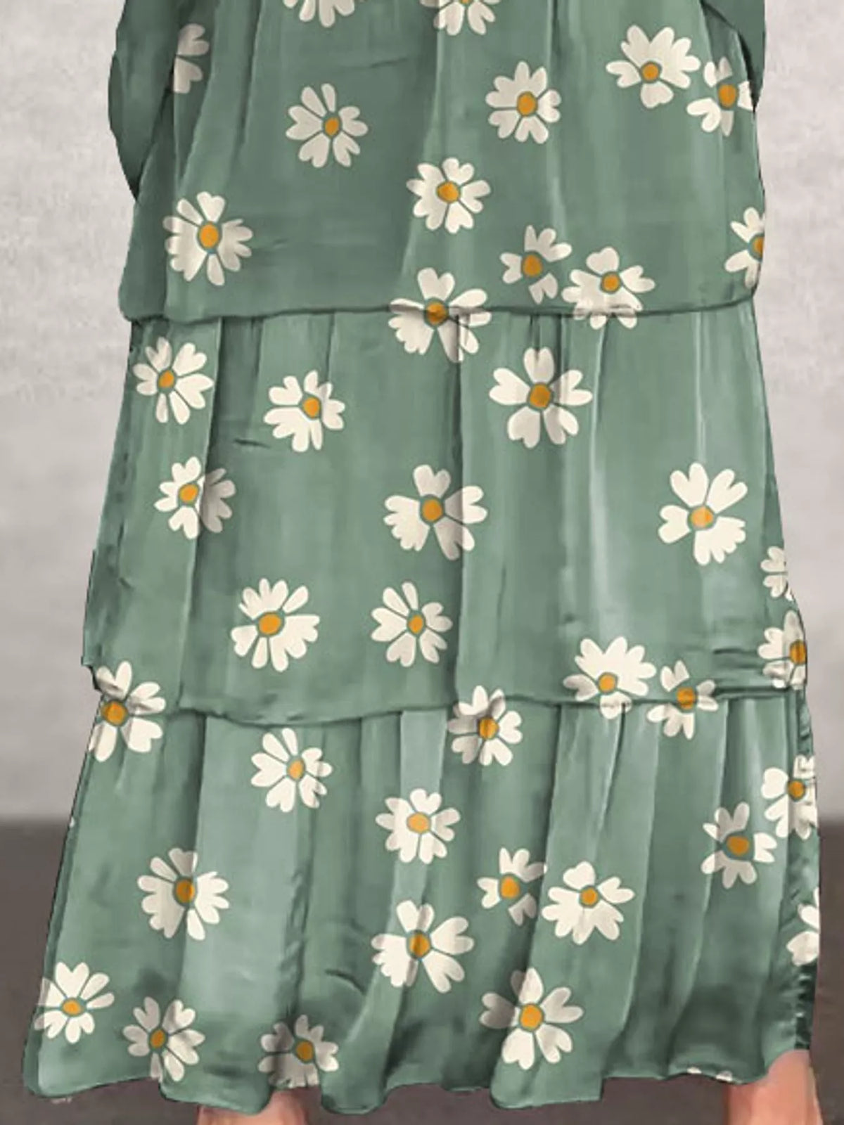 Layered maxi dress, daisy skirt