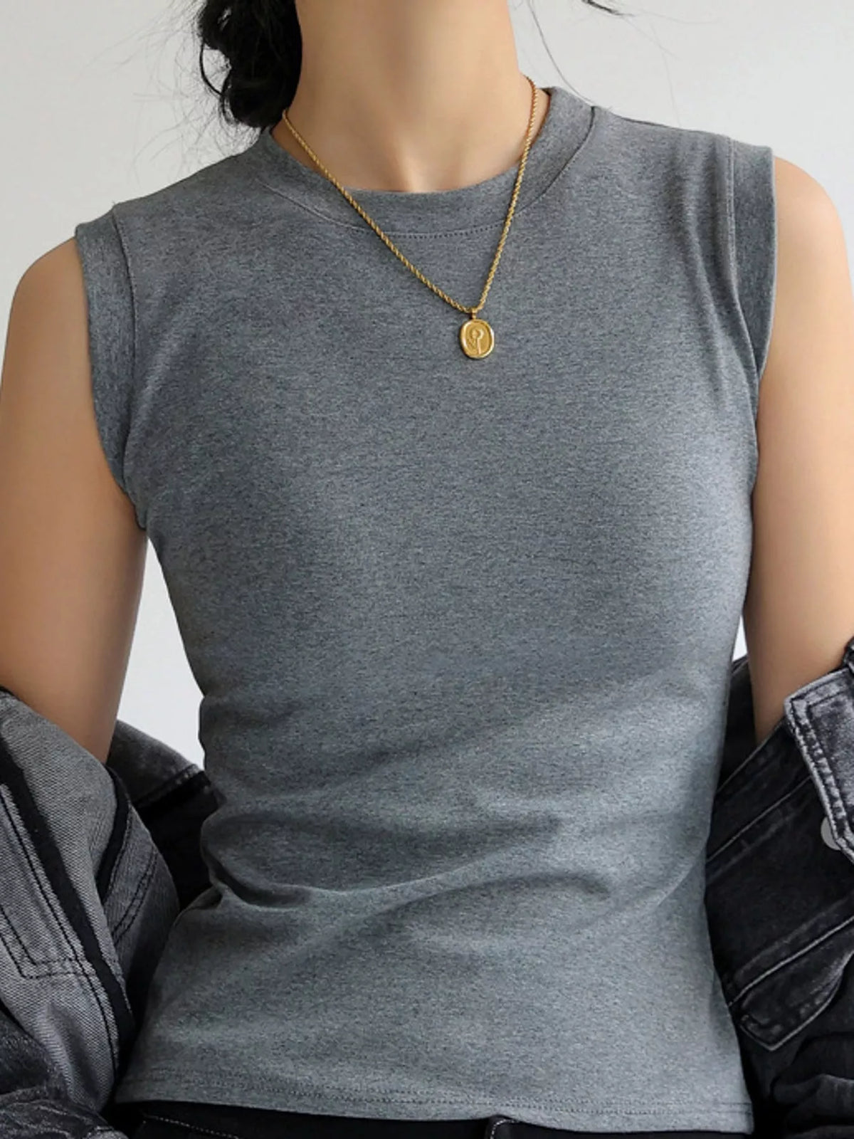 Slim-Fit Sleeveless Crew Neck Tank Top — front view