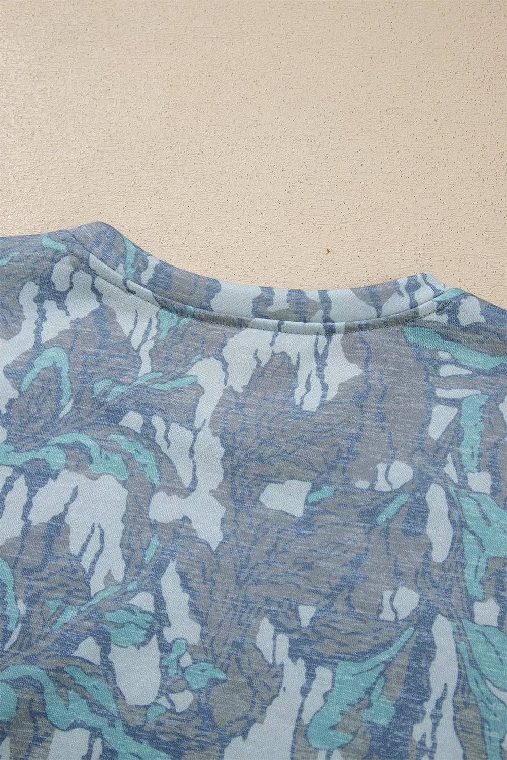 Women's clothing set – product view 9