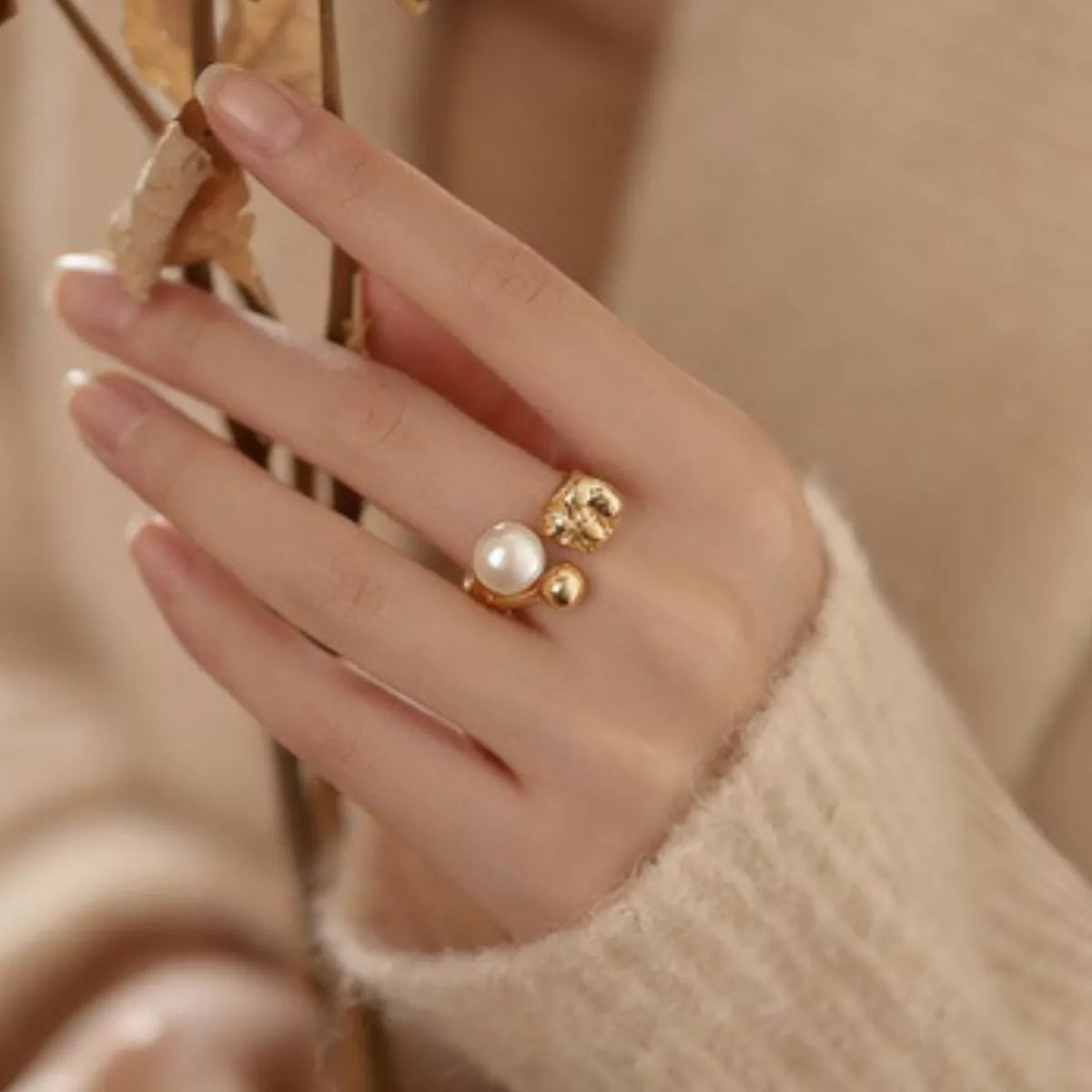 Women's 18K Gold Plated Alloy Synthetic Pearl Open Ring