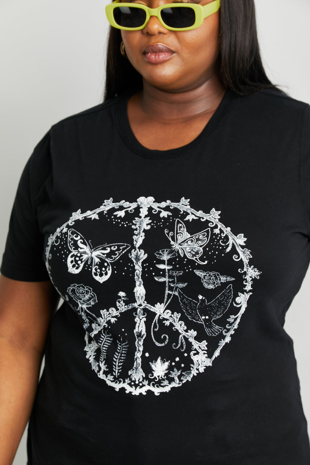 Women's apparel – product view 7