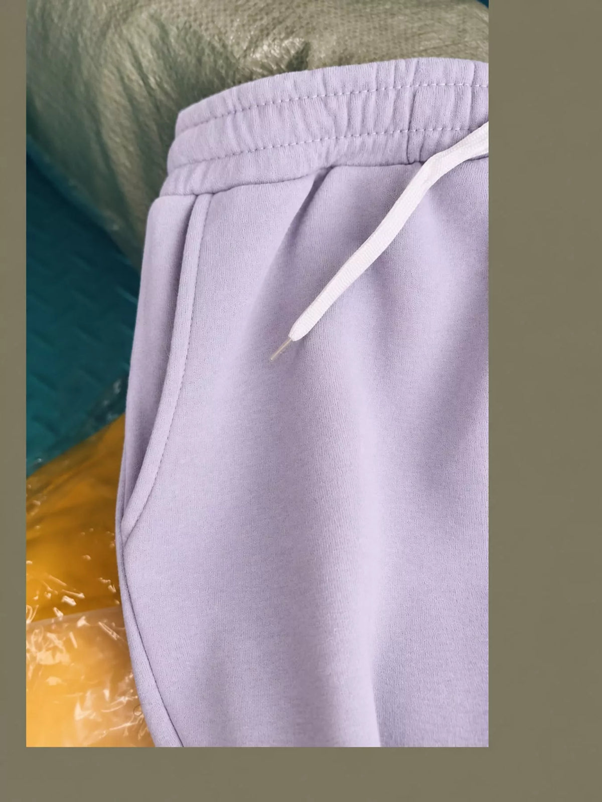 Lavender wide-leg pants with drawstring, detail view