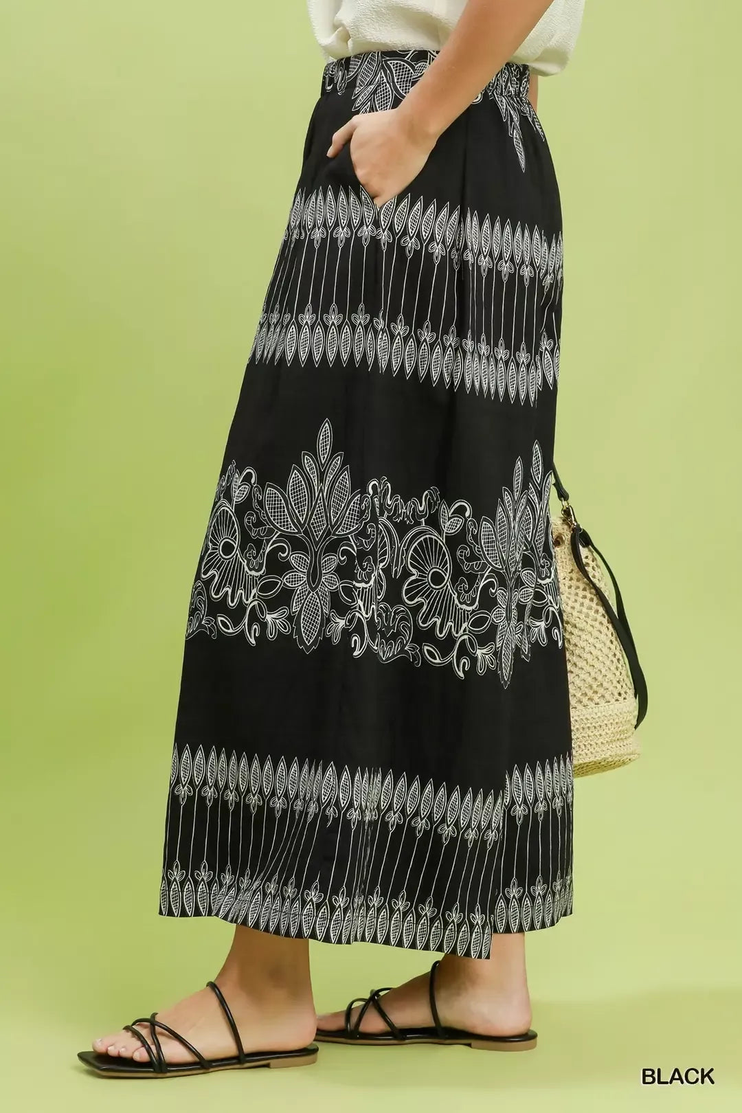 Women's pants – product view 2