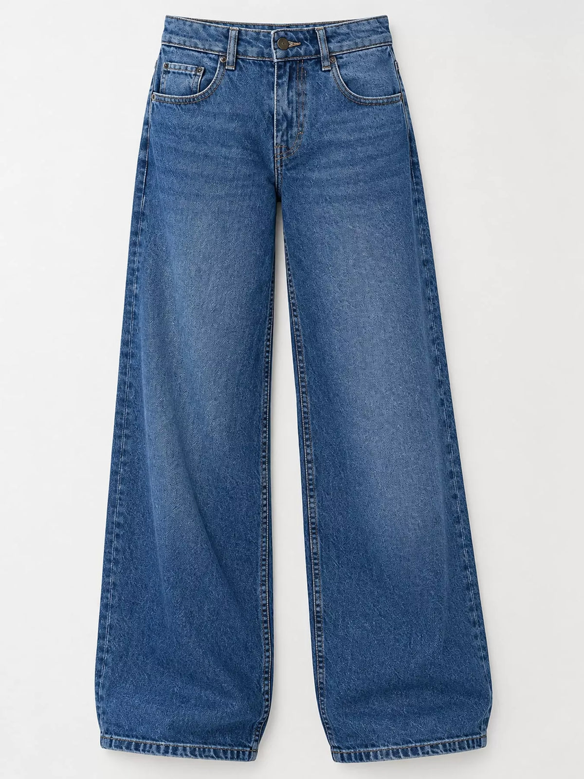 Wide-Leg Vintage Wash Jeans in blue, front view