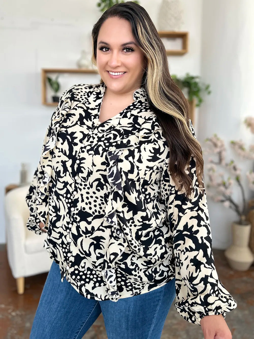 Women's apparel – product view 8