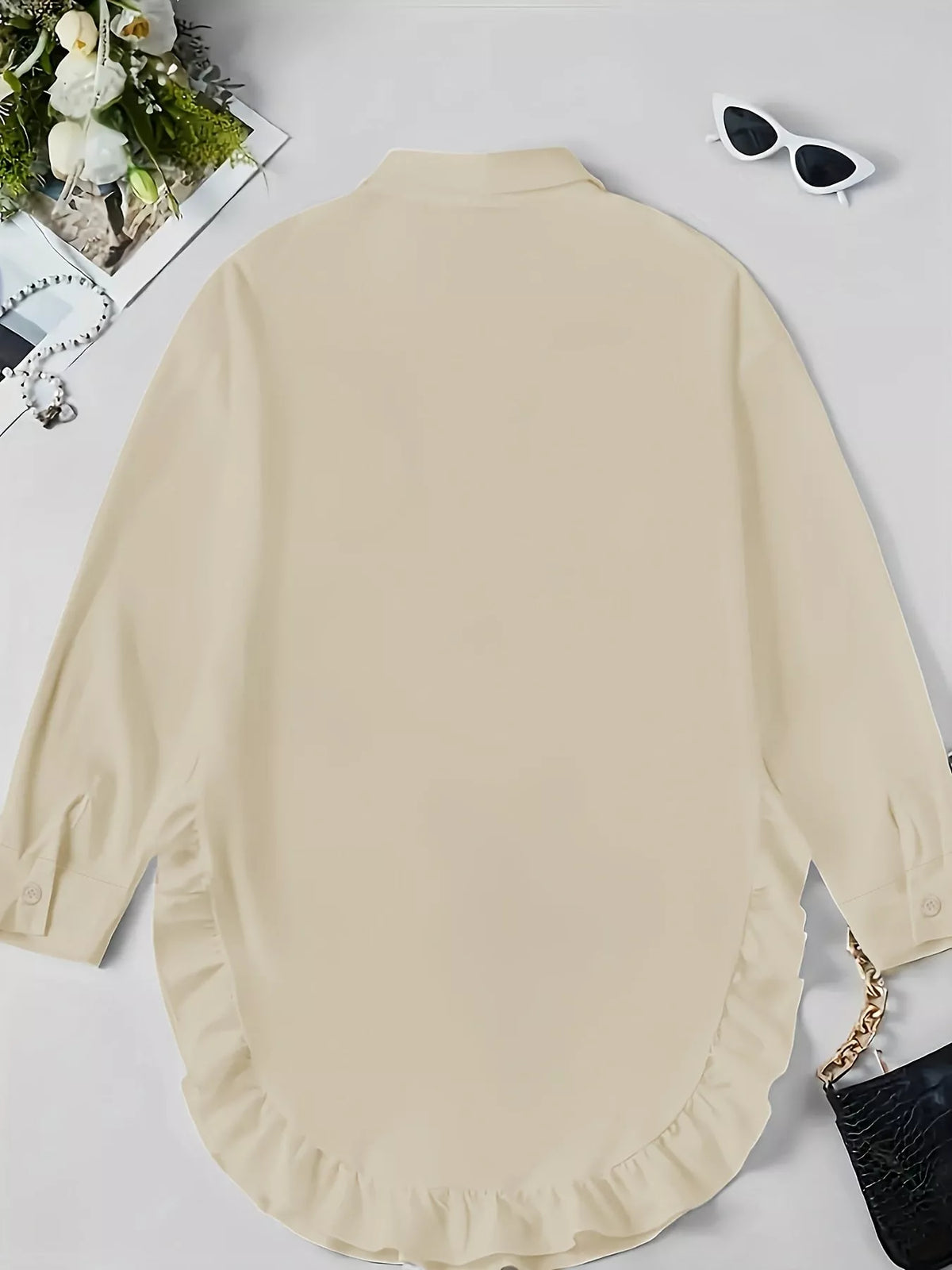 Long-sleeve shirt, back view