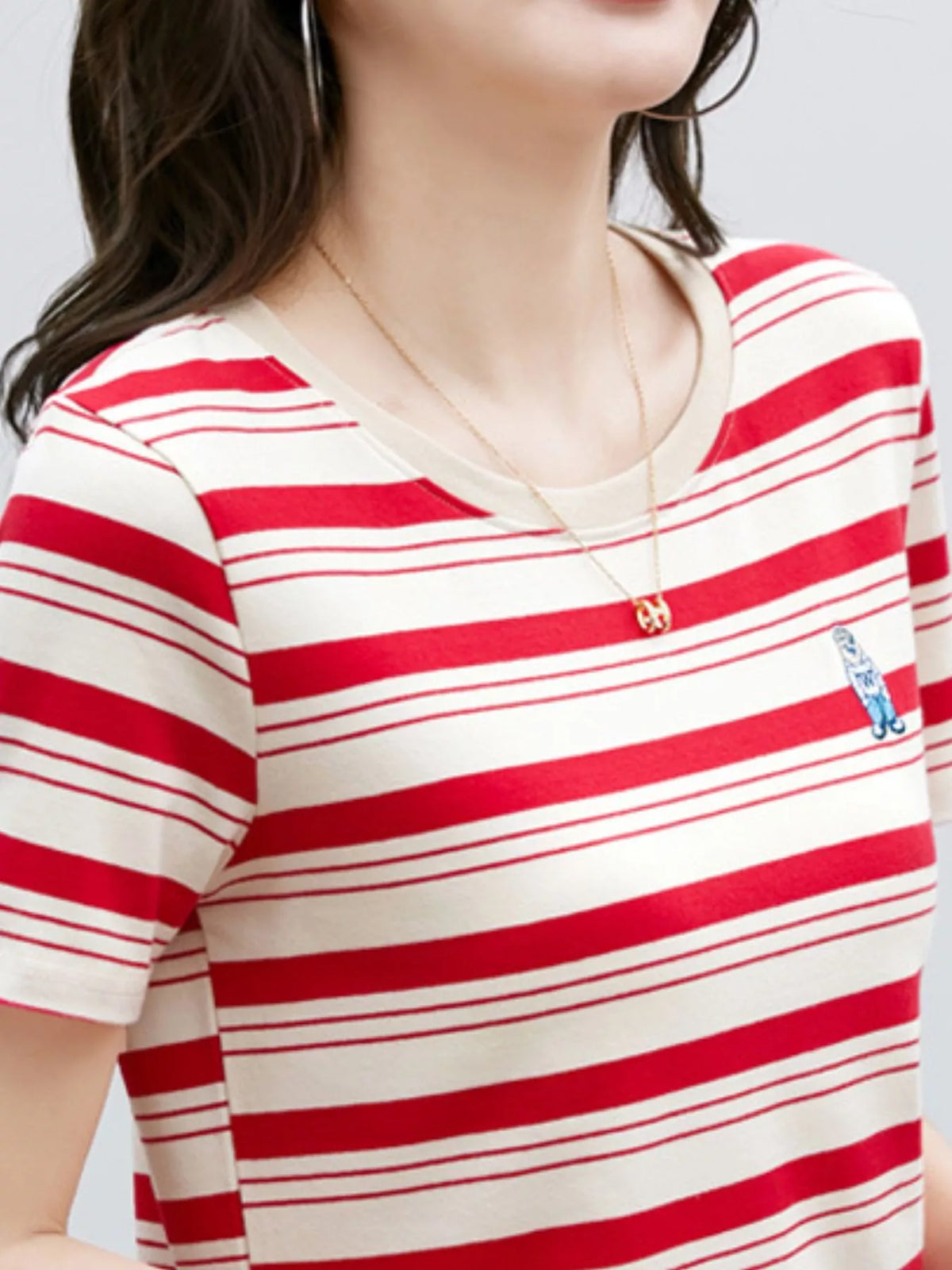 Red - Striped striped crew neck embroidered t-shirt