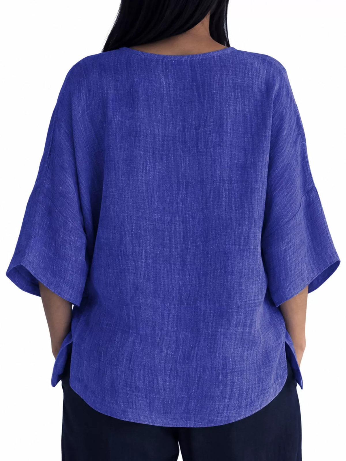 Slit blouse, blue back