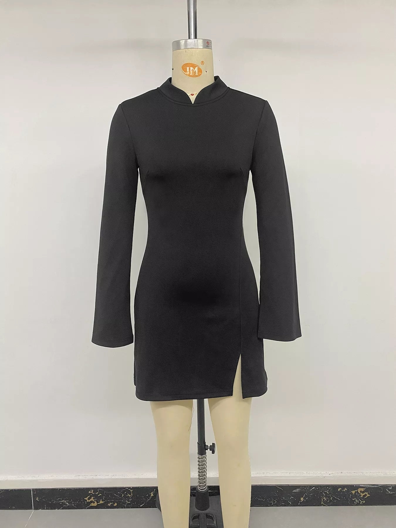 Trendsi Cutout Back Long Sleeve Bodycon Mini Dress -
