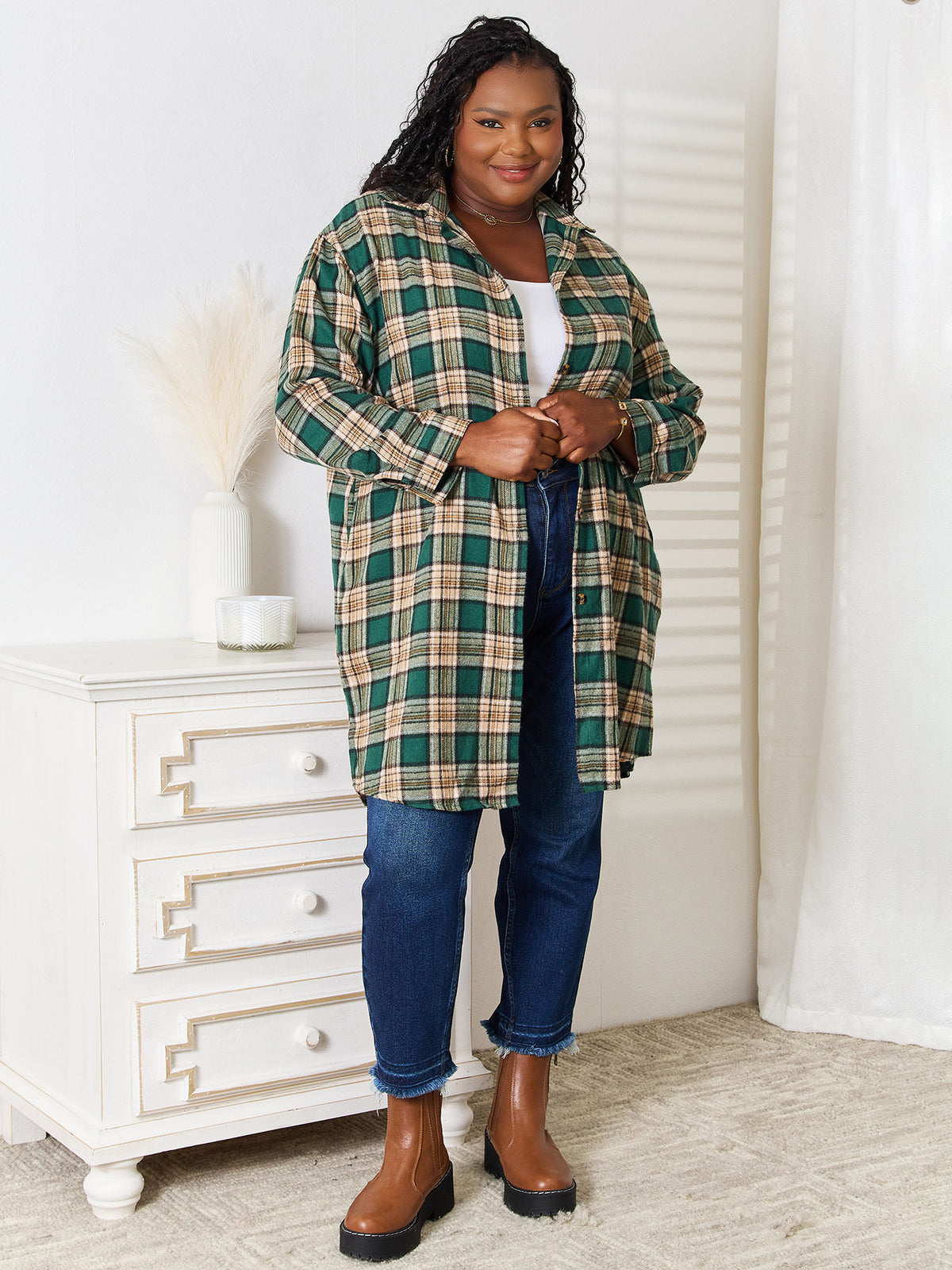 Women's apparel – product view 7