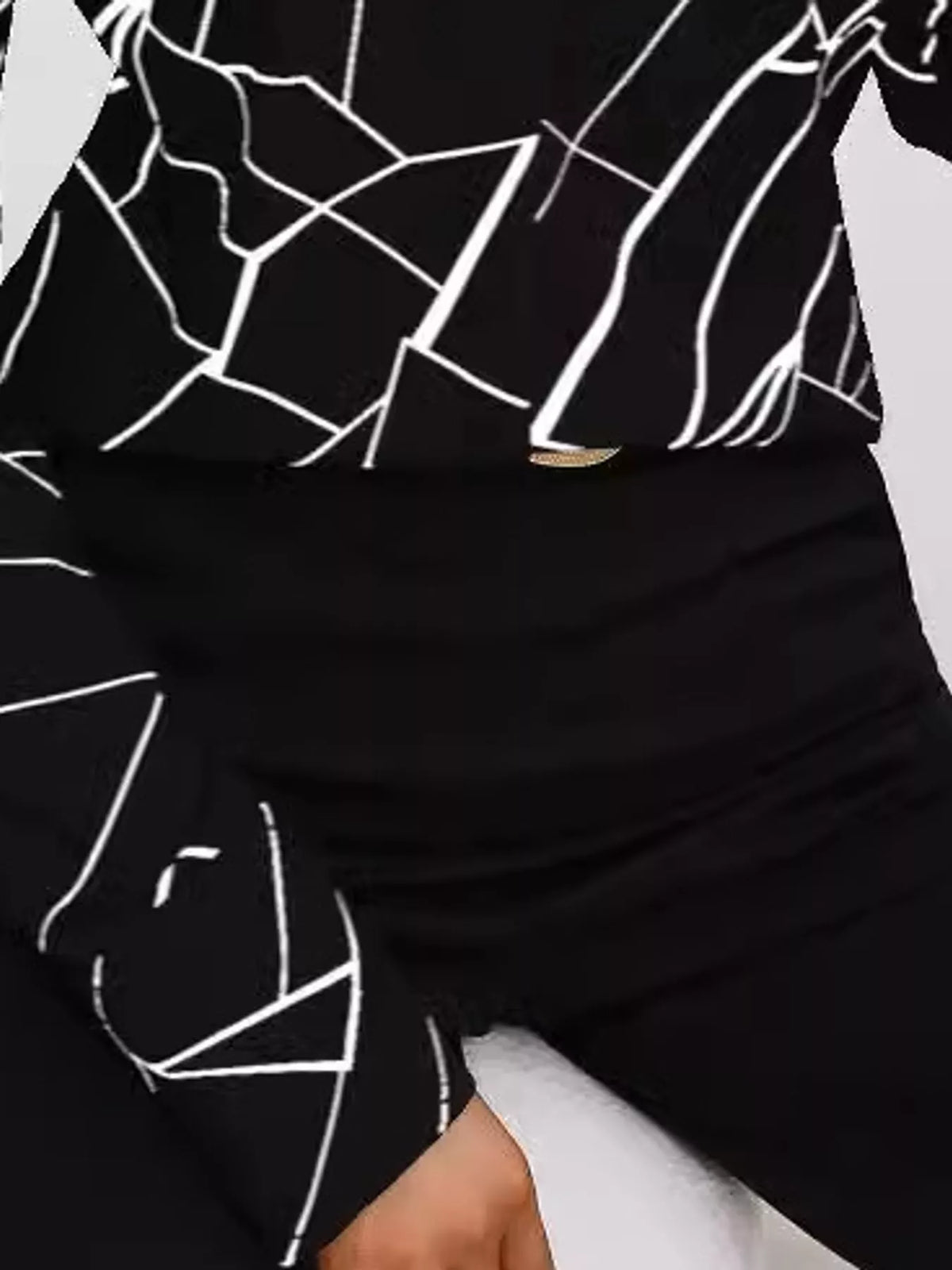 Black geometric print long sleeve blouse