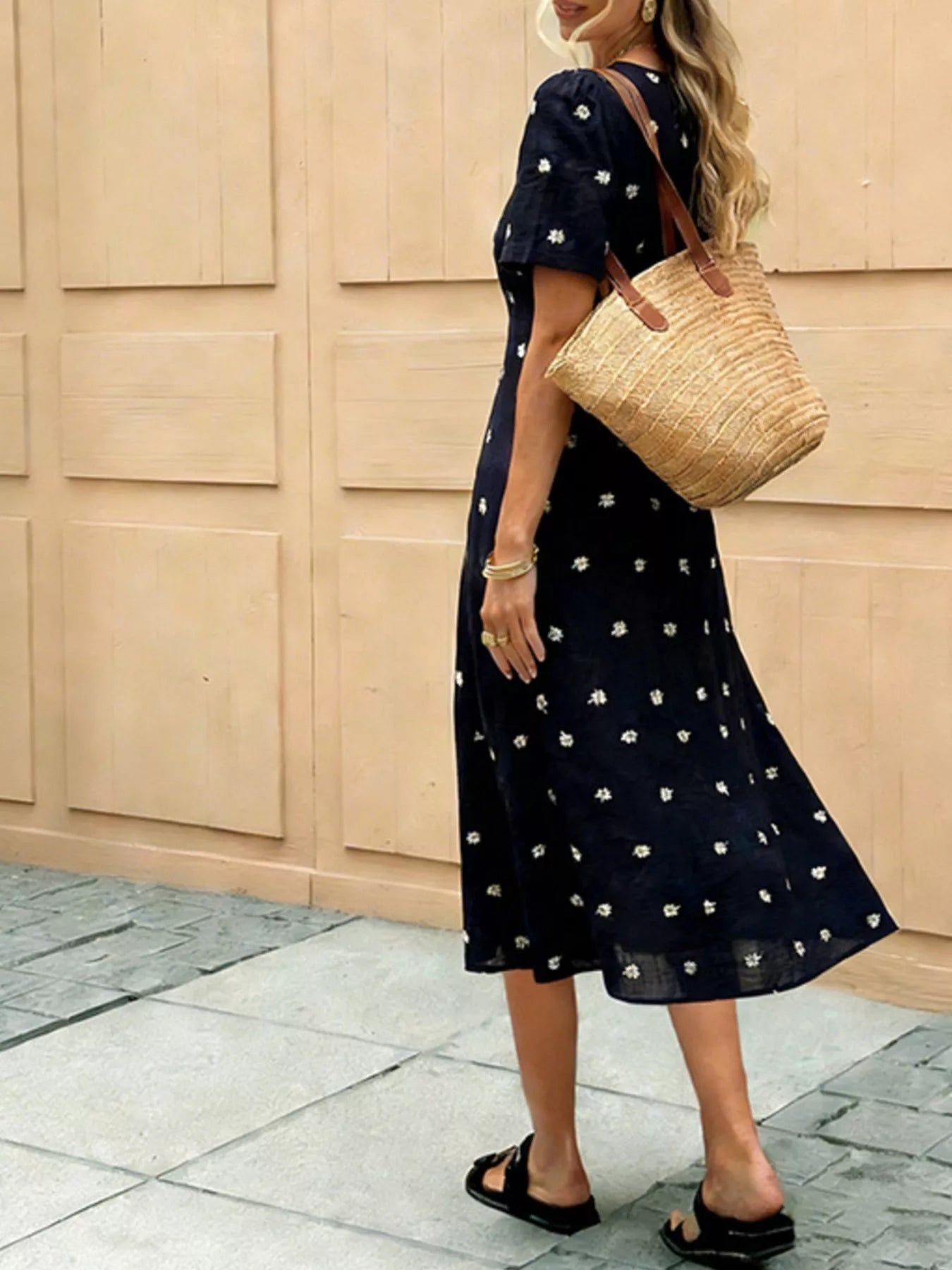 Trendsi Daisy Print Tie-Front Midi Dress -