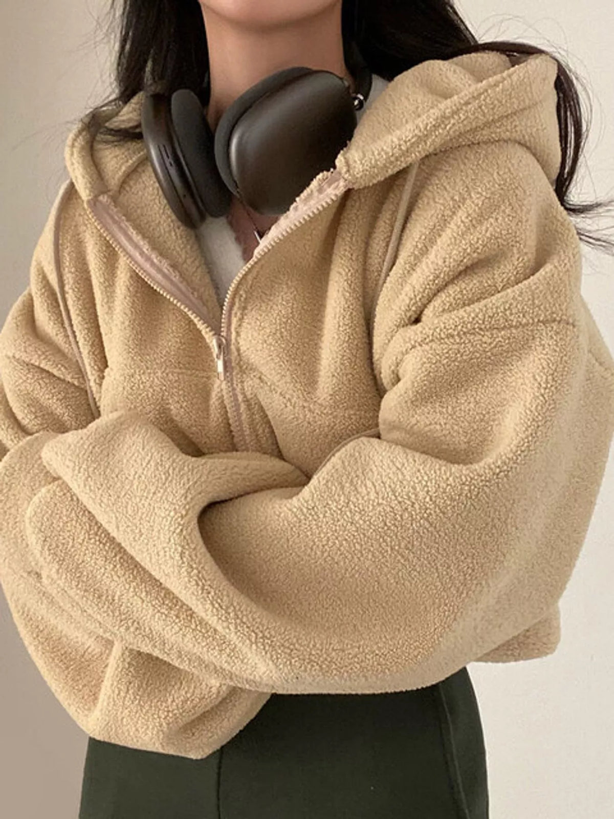 Cropped sherpa hoodie, tan front